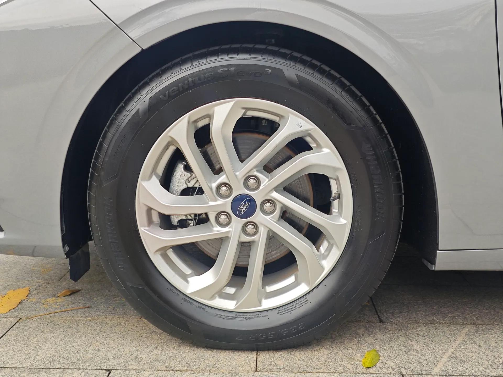 Ford Mondeo 2023 EcoBoost 180 Comfort Model — миниатюра 8
