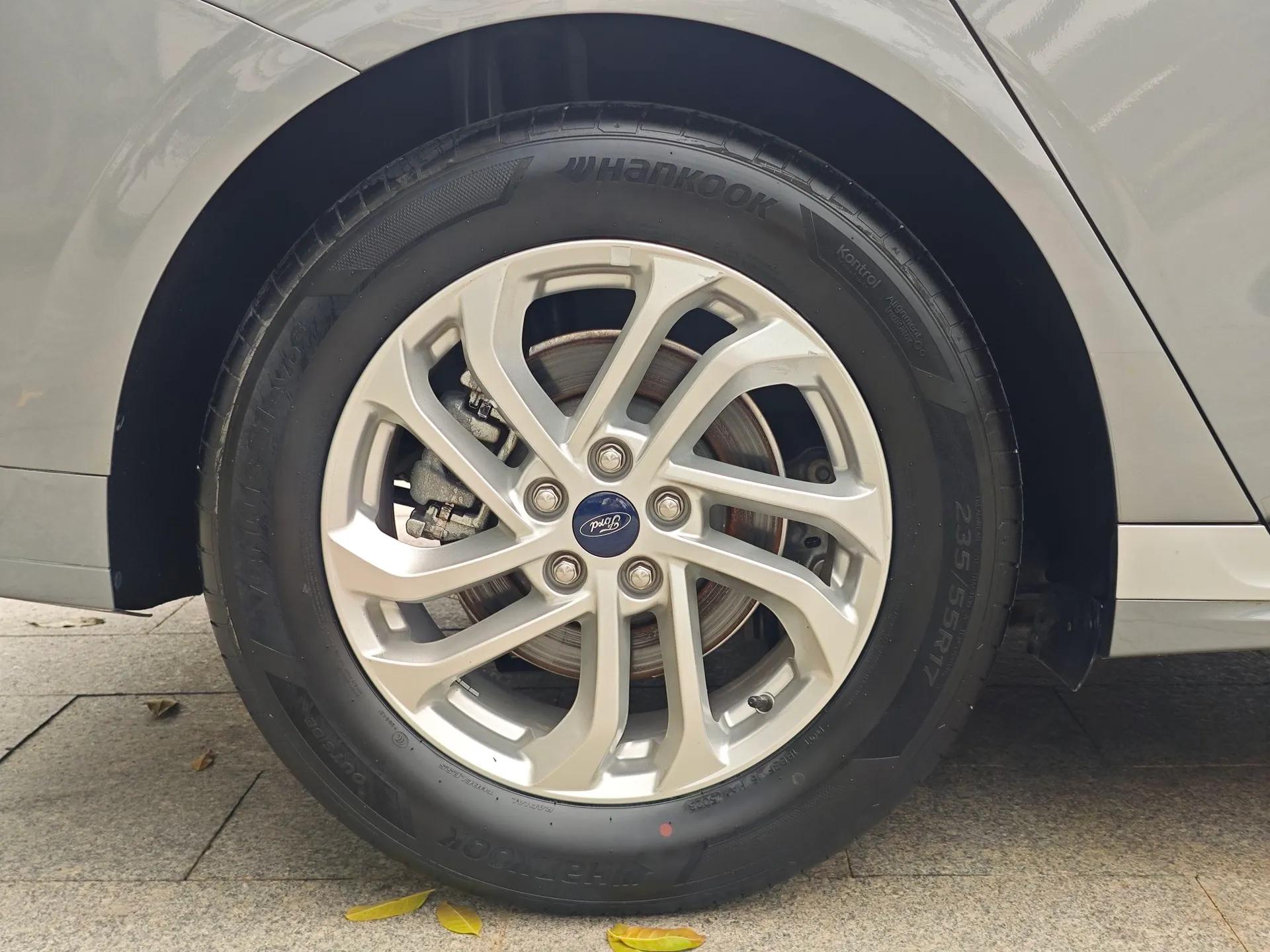 Ford Mondeo 2023 EcoBoost 180 Comfort Model — миниатюра 9