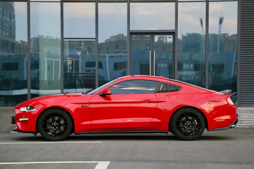 Ford Mustang 2019 2.3L EcoBoost — миниатюра 2