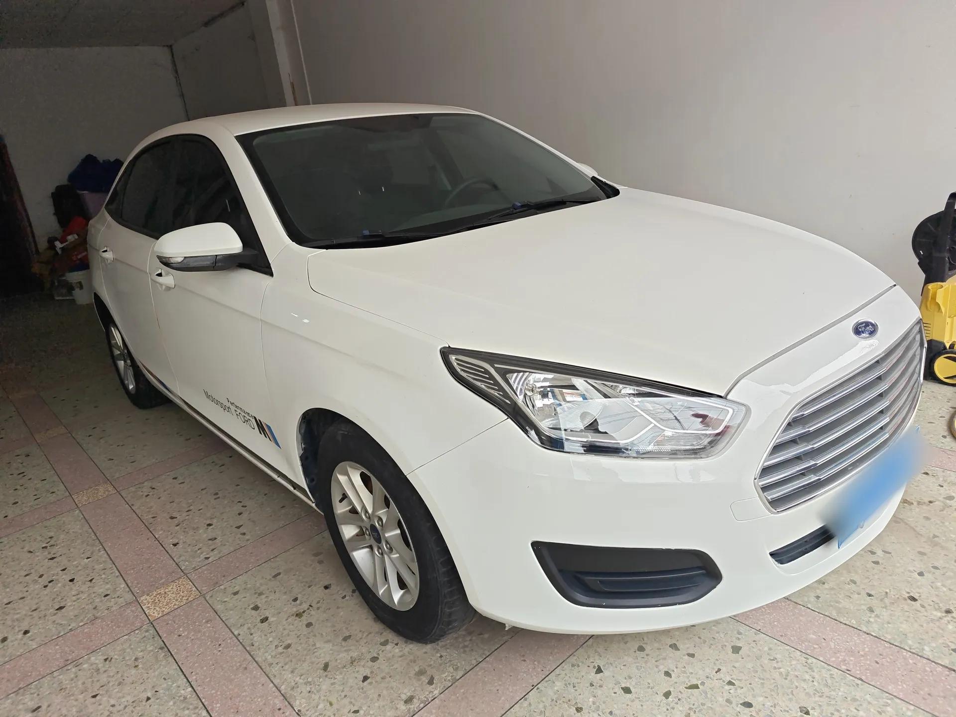 Ford Escort 2019 Revised 1.5L Automatic ZhiXiang Version (Tire Pressure Monitoring) China VI Standard — миниатюра 3