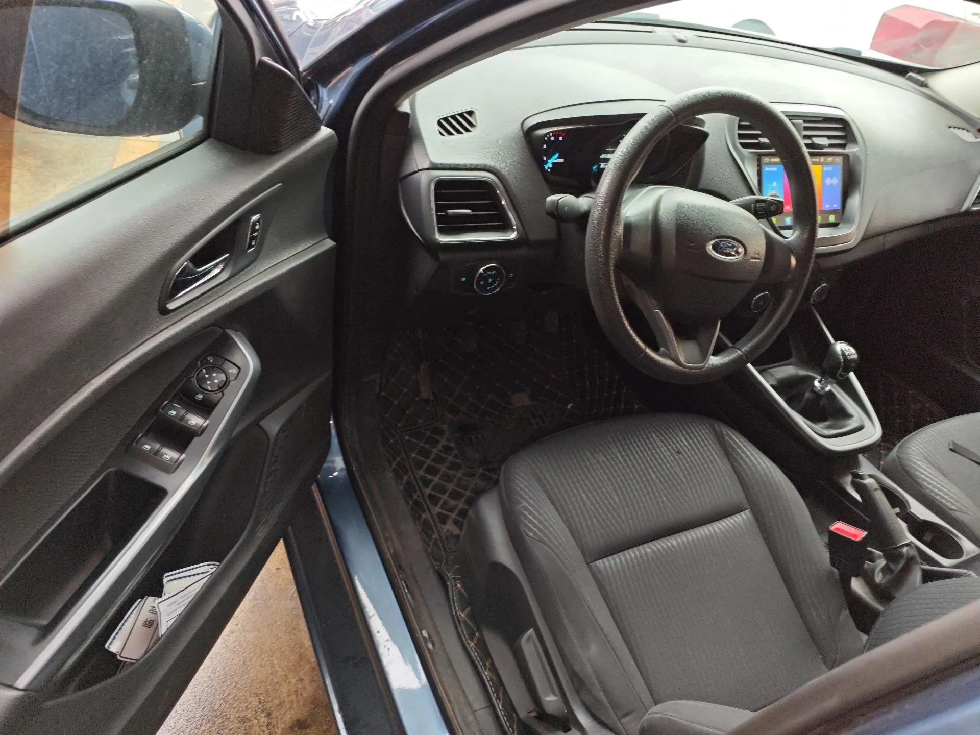 Ford Escort 2019 Revised Version 1.5L Manual "Quality Enjoyment" Trim (Tire Pressure Monitoring) China VI Standard — миниатюра 19