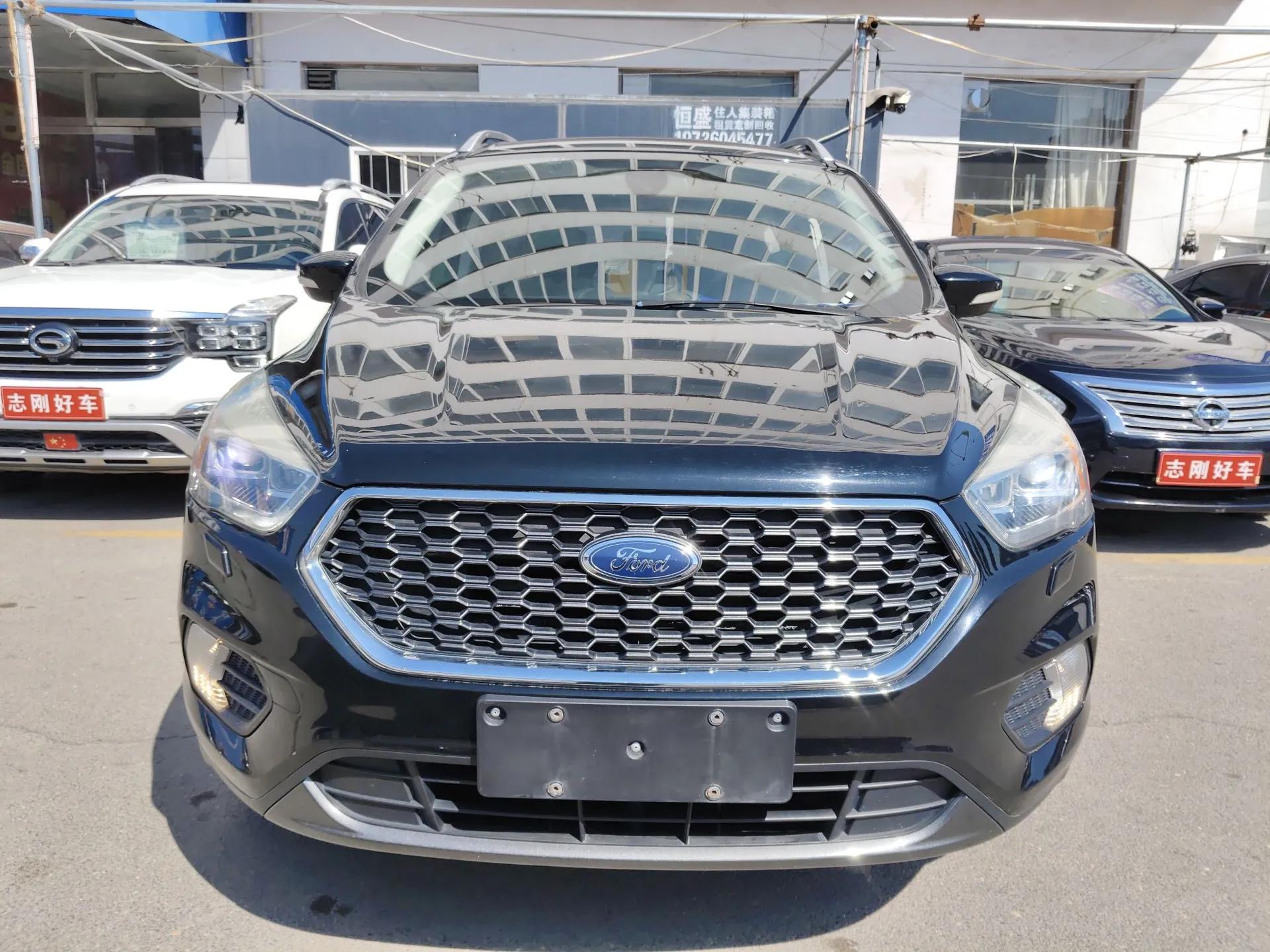 Ford Kuga 2019 EcoBoost 180 Two-Wheel-Drive Titanium Plus Model China V Standard — миниатюра 2