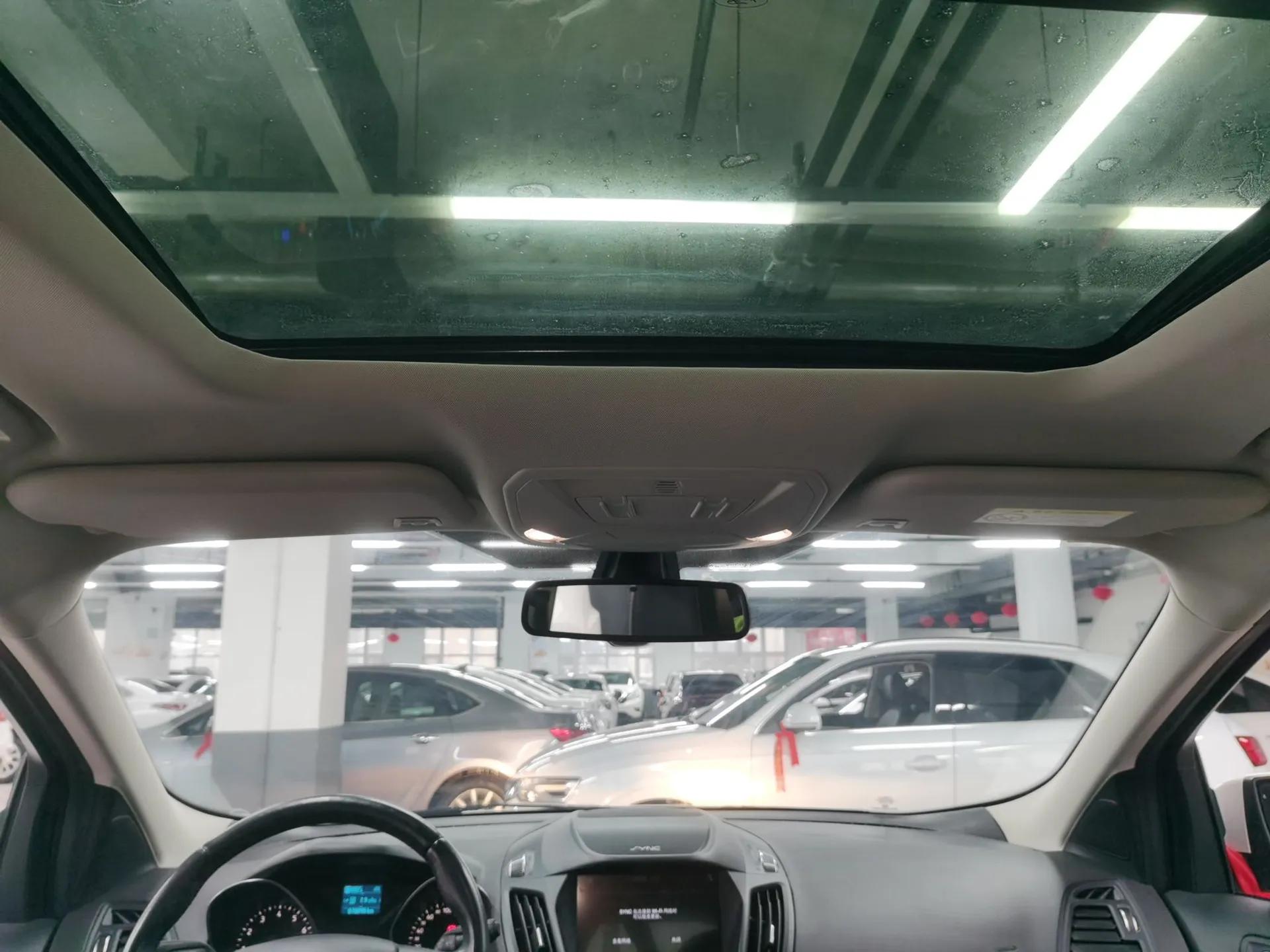Ford Kuga 2019 EcoBoost 180 Two-Wheel-Drive Platinum Edition China VI Standard — миниатюра 20