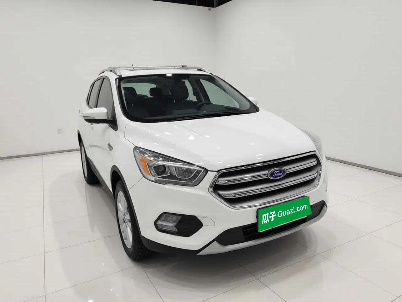 Ford Kuga 2017 EcoBoost 180 Two-Wheel-Drive Tiger Leap Model — миниатюра 3