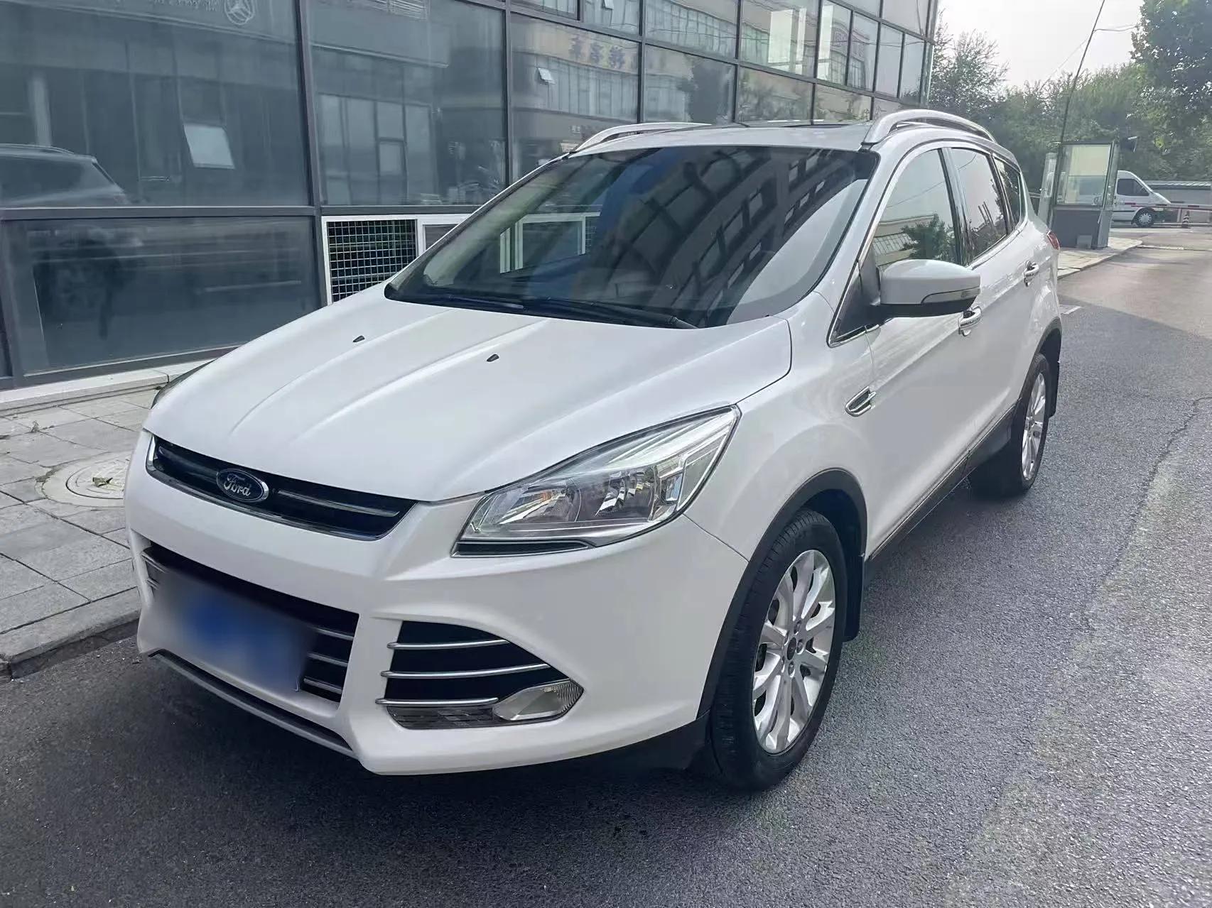 Ford Kuga 2013 1.6L GTDi 4x4 Elite Model — миниатюра 1