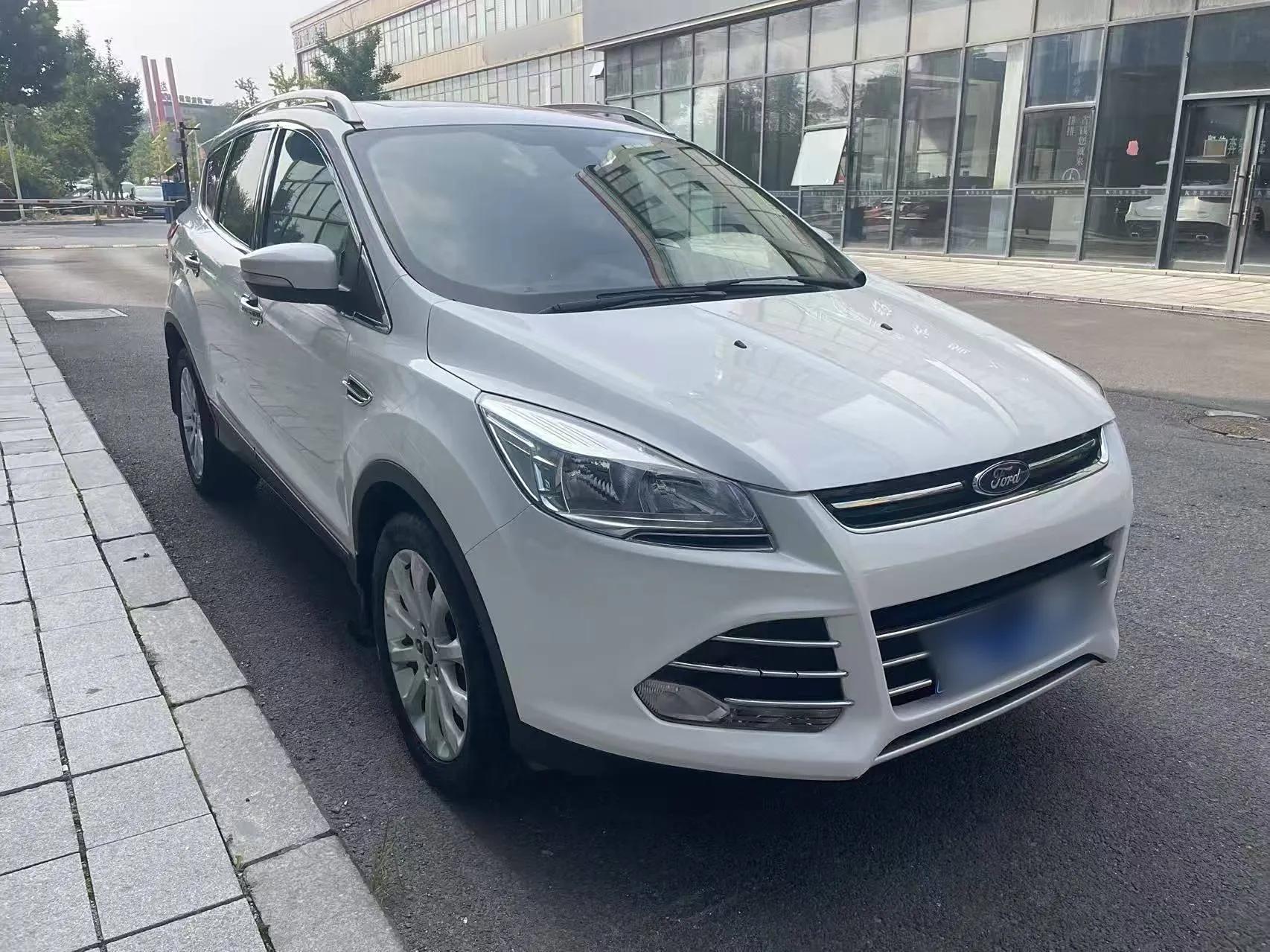 Ford Kuga 2013 1.6L GTDi 4x4 Elite Model — миниатюра 3