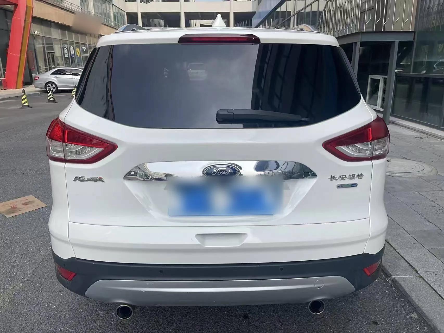 Ford Kuga 2013 1.6L GTDi 4x4 Elite Model — миниатюра 5