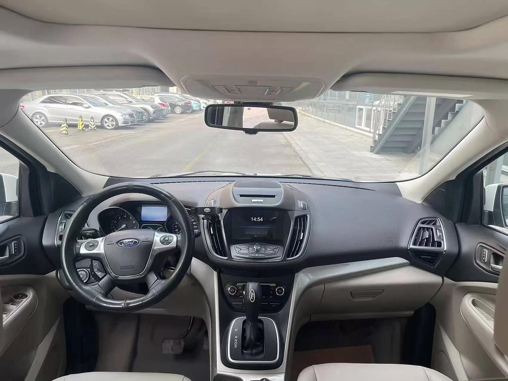Ford Kuga 2013 1.6L GTDi 4x4 Elite Model — миниатюра 7