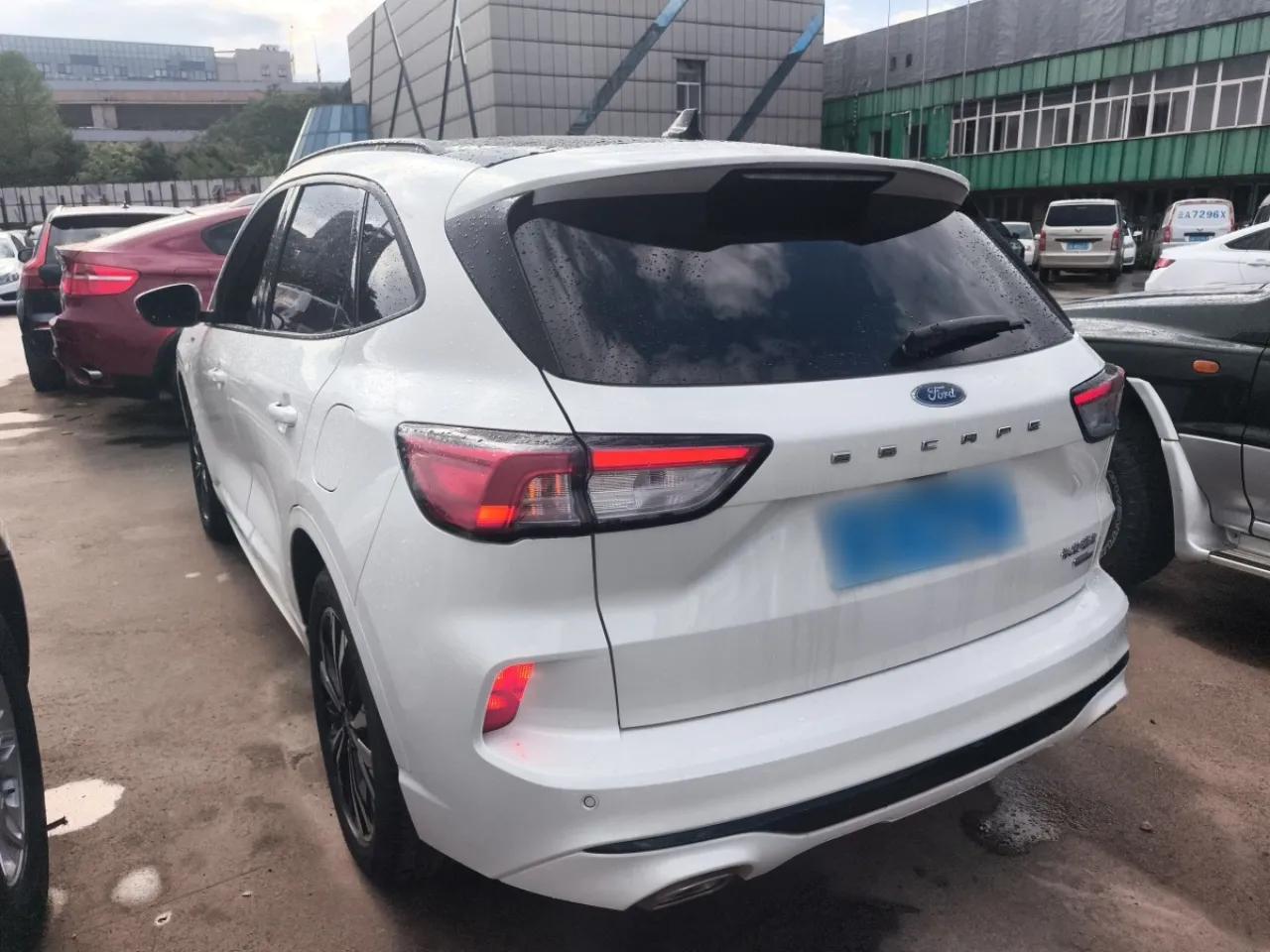 Ford Escape 2020 EcoBoost 245 Four-Wheel Drive ST-LINE Deluxe Edition — миниатюра 4