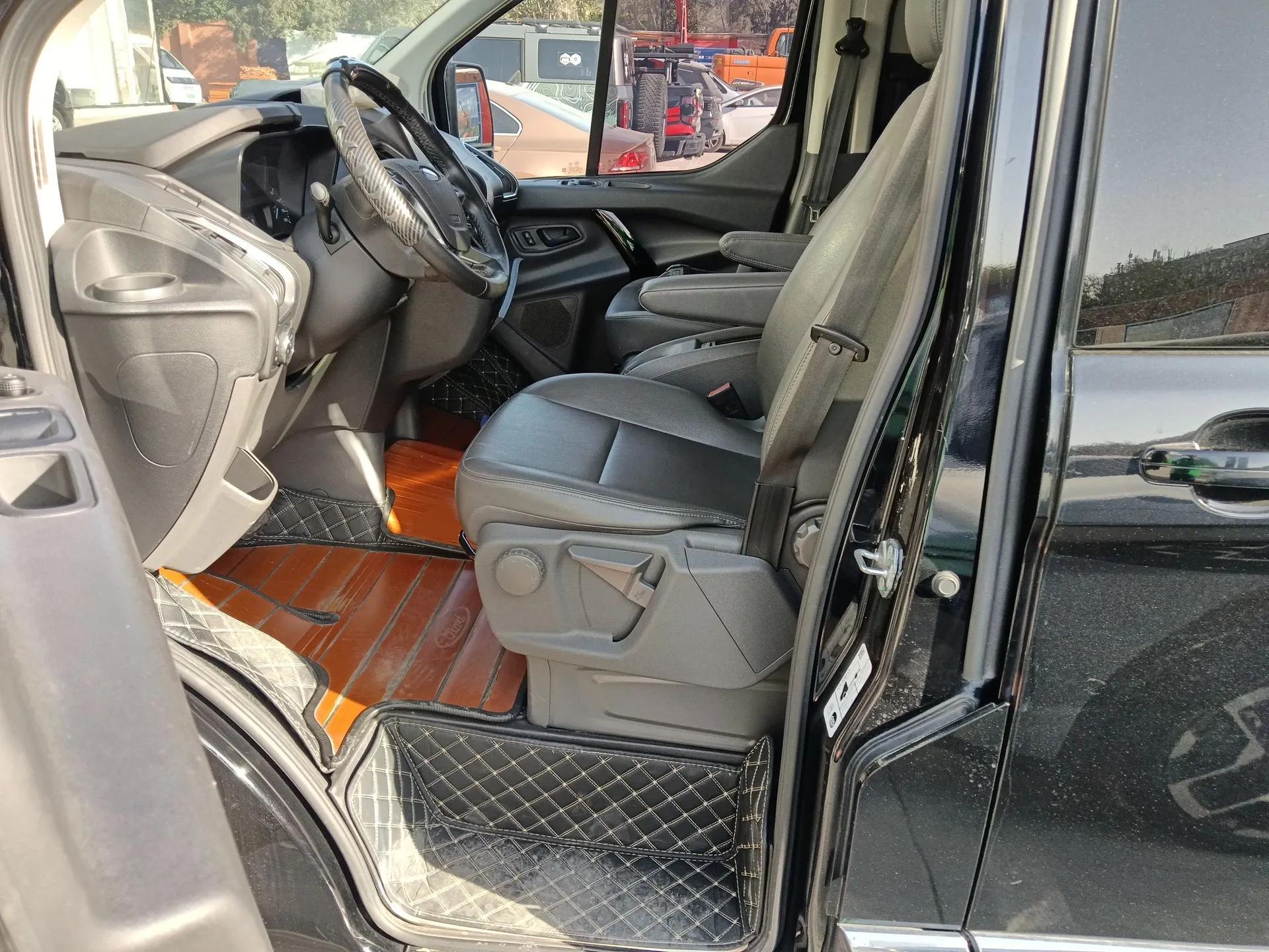 Ford Tourneo Custom 2020 2.0T Automatic Elite Edition China VI Standard — миниатюра 18