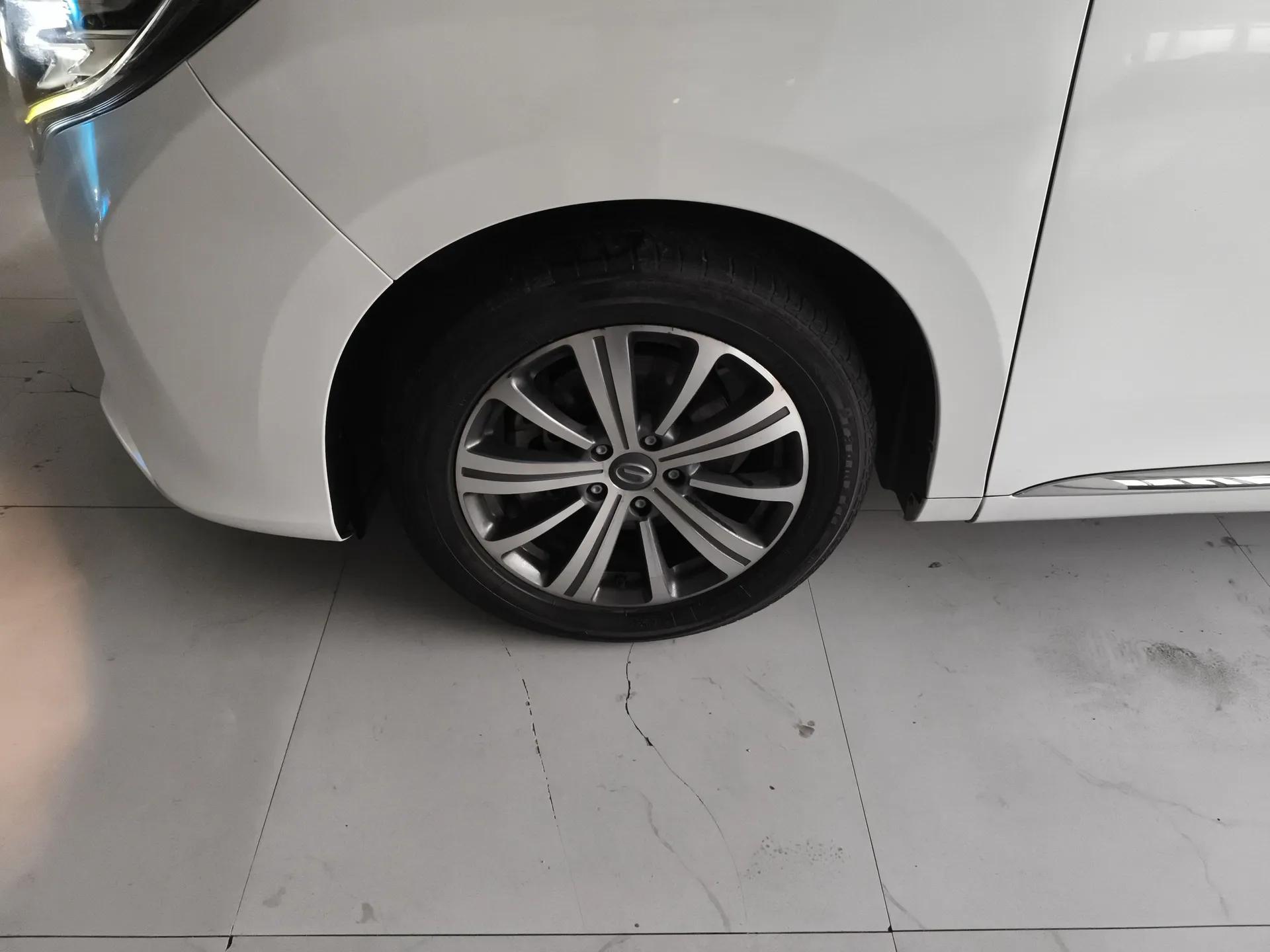 GAC Trumpchi M8 2018 320T Luxury Edition — миниатюра 8
