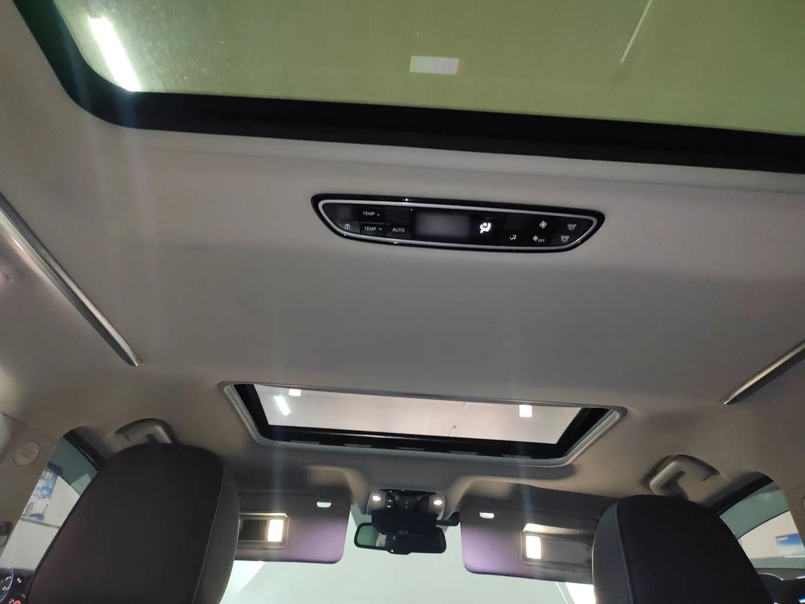 GAC Trumpchi M8 2021 Lingxiu Series 390T Ultimate Edition — миниатюра 17