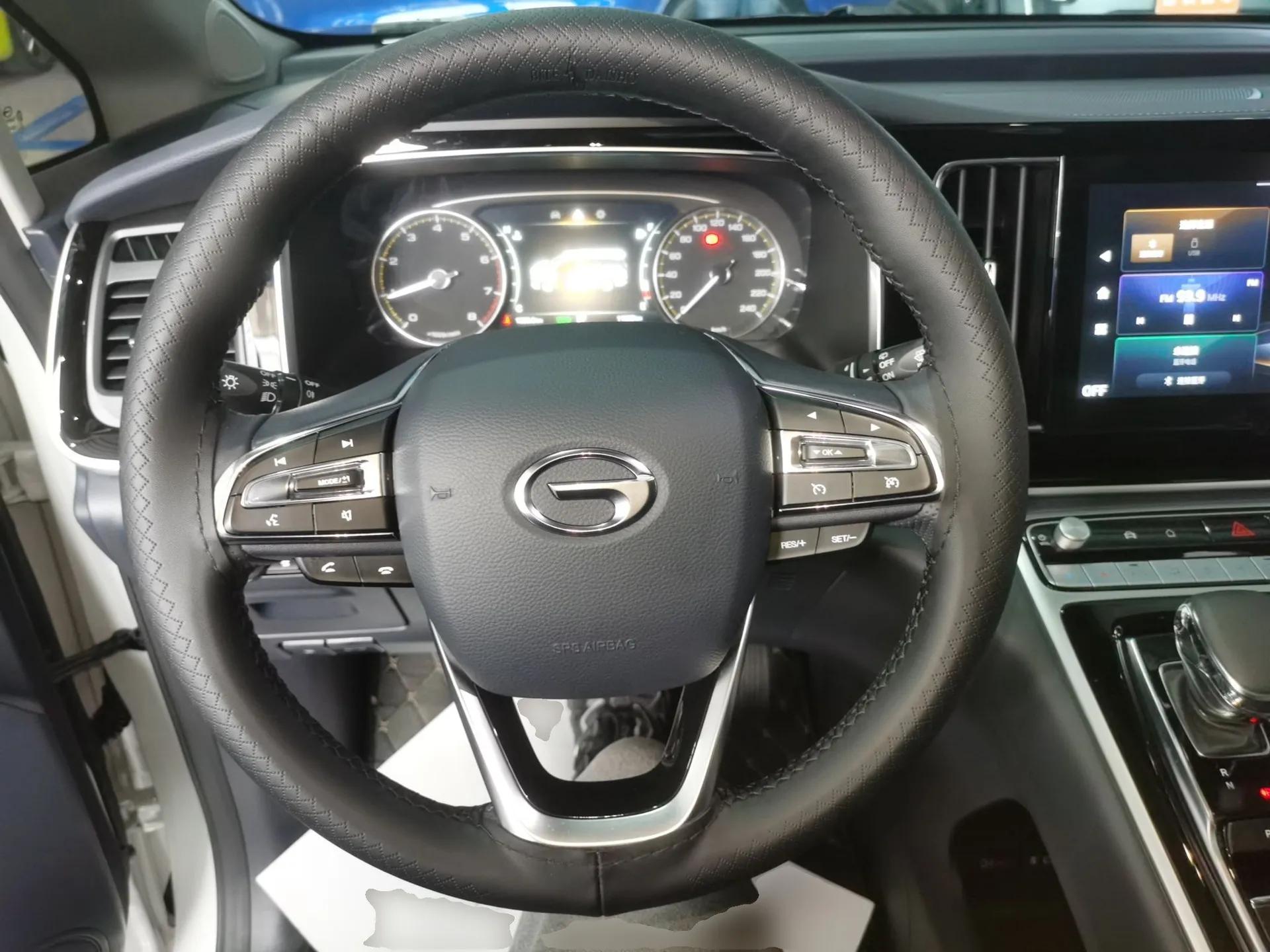 GAC Trumpchi M8 2023 Lingxiu Series 390T Deluxe Edition — миниатюра 13