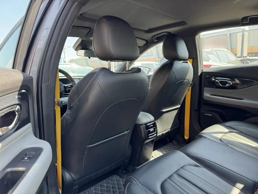 GAC Trumpchi EMPOW 2023 270T DCT J15 Version — миниатюра 16