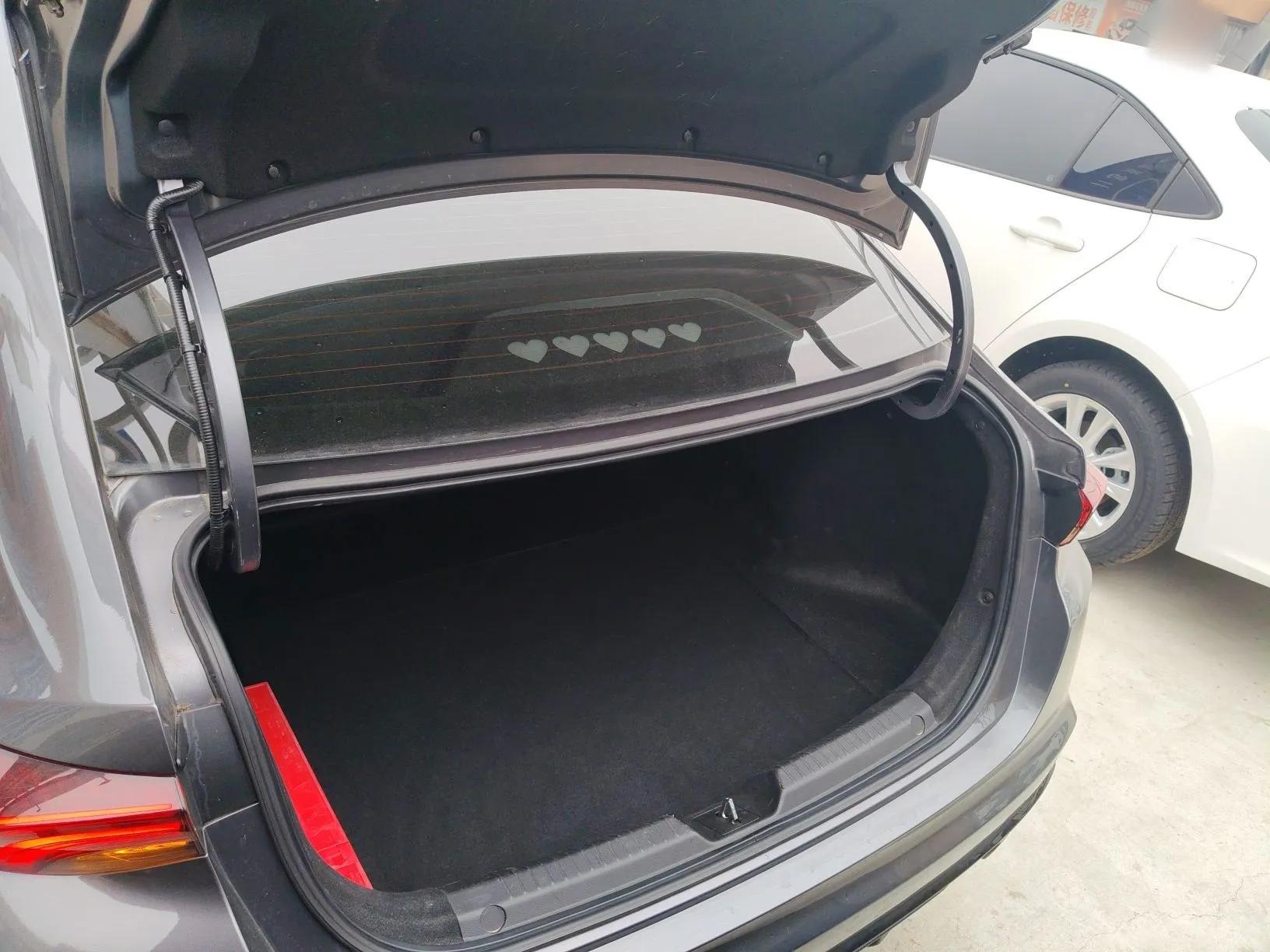 GAC Trumpchi EMPOW 2021 270T DCT J16 Version — миниатюра 22
