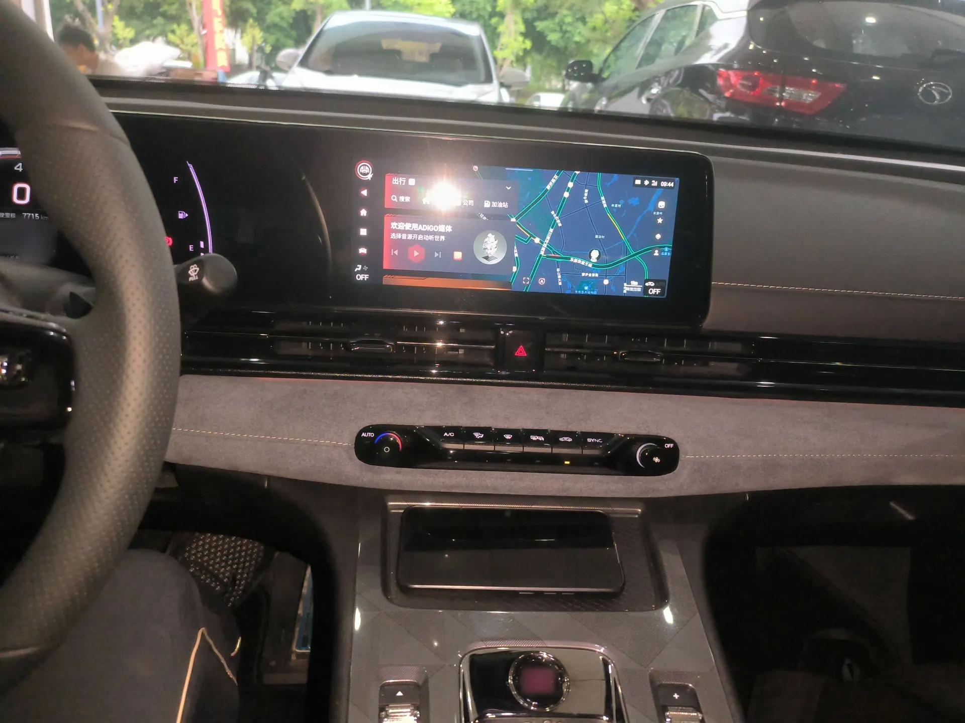 GAC Trumpchi EMPOW 2024 400T Automatic Yingbao R PRO Edition — миниатюра 12