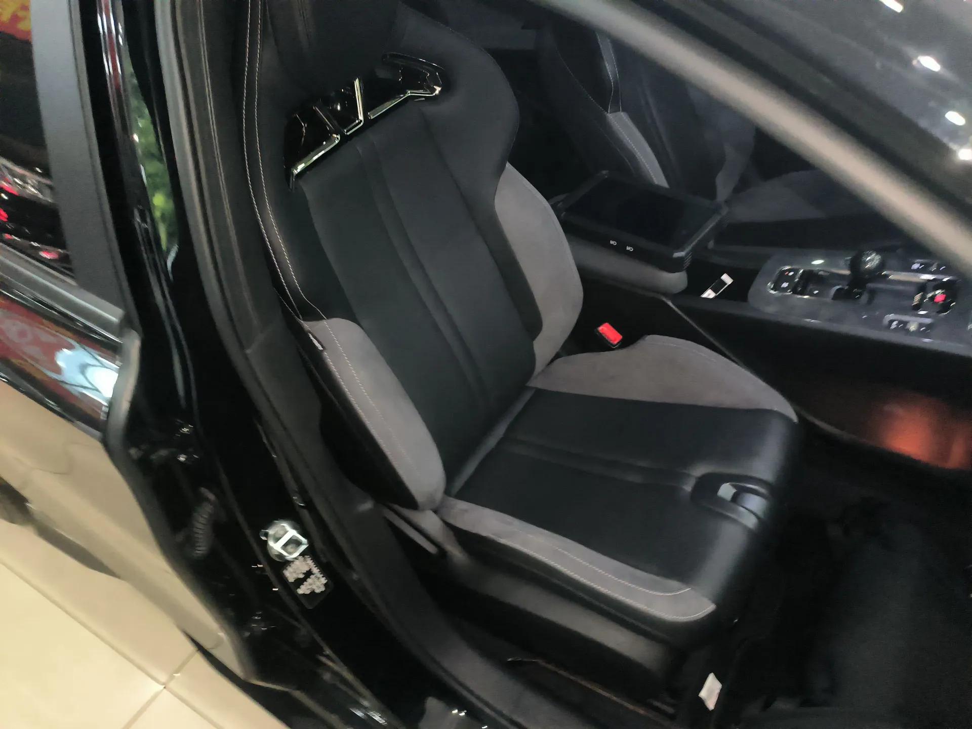GAC Trumpchi EMPOW 2024 400T Automatic Yingbao R PRO Edition — миниатюра 23