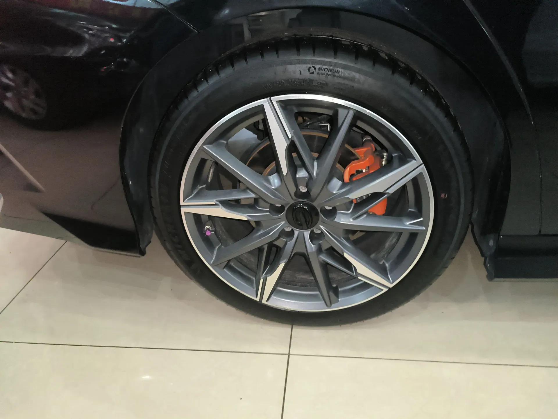 GAC Trumpchi EMPOW 2024 400T Automatic Yingbao R PRO Edition — миниатюра 10