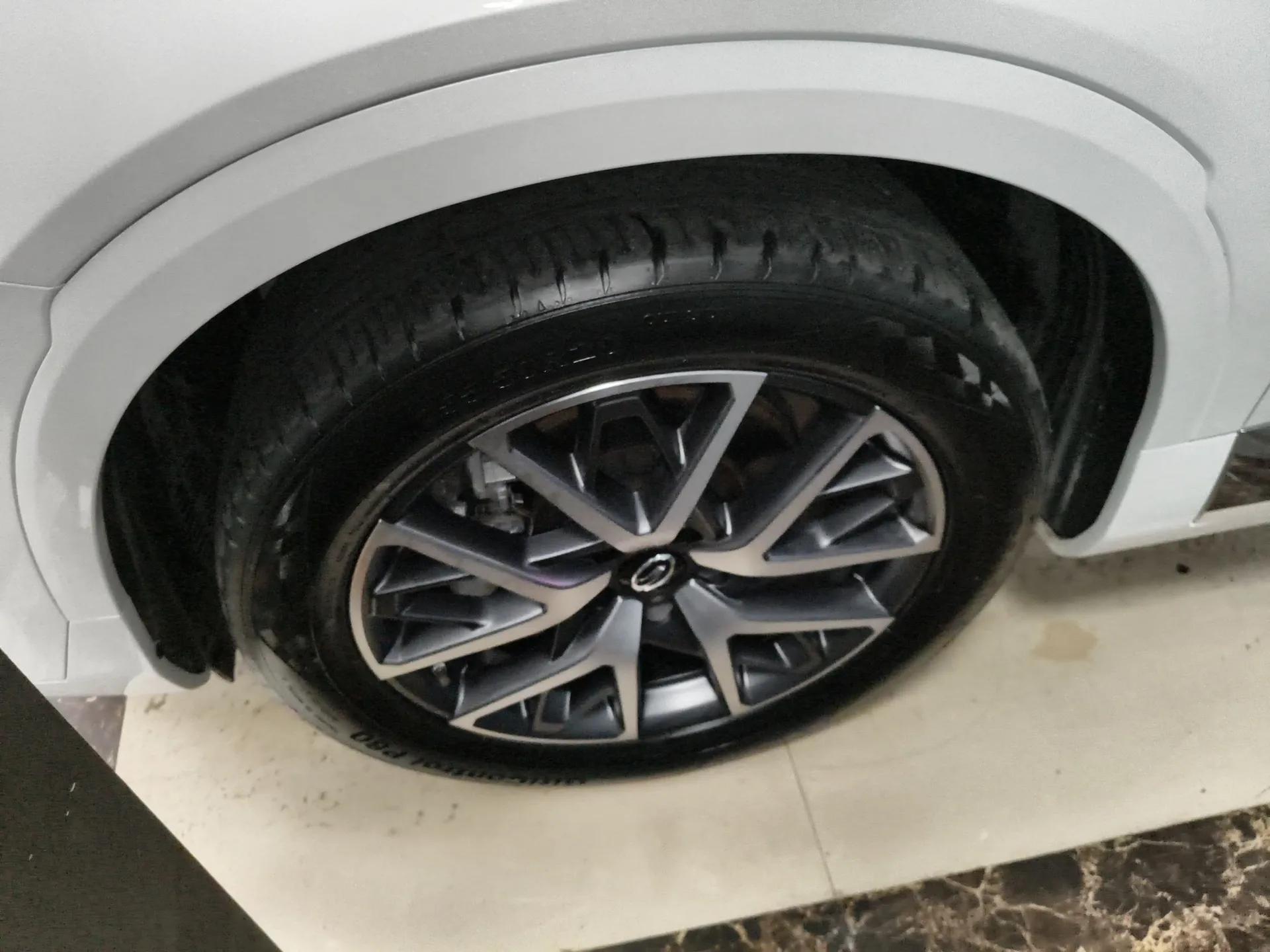 GAC Trumpchi GS8 2022 Dual-Engine Series 2.0TM Two-Wheel Drive Prestige Edition (7 Seats) — миниатюра 8