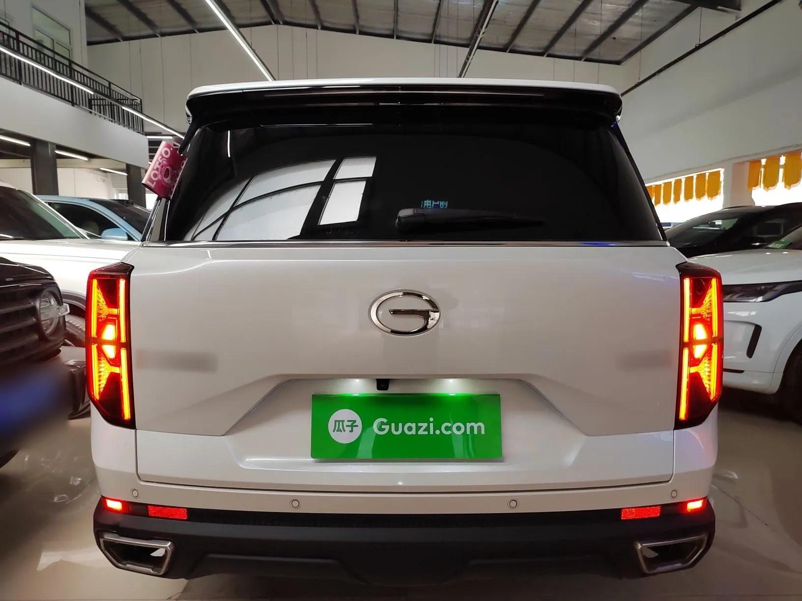 GAC Trumpchi GS8 2024 Linghang Series 2.0 TGDI Two-Wheel Drive Luxury Smart Connectivity Version — миниатюра 5