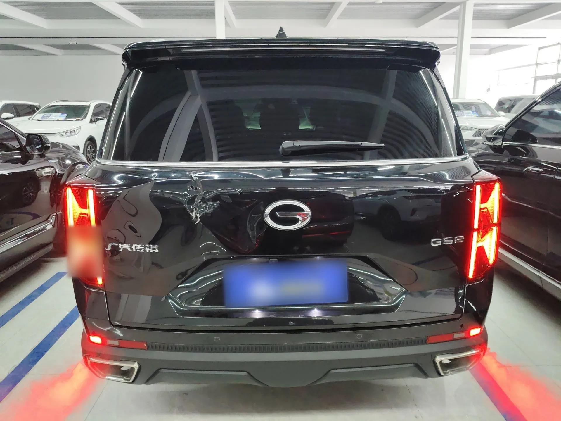 GAC Trumpchi GS8 2022 Flagship Series 2.0 TGDI Two-Wheel-Drive Prestige Edition (7 Seats) — миниатюра 3