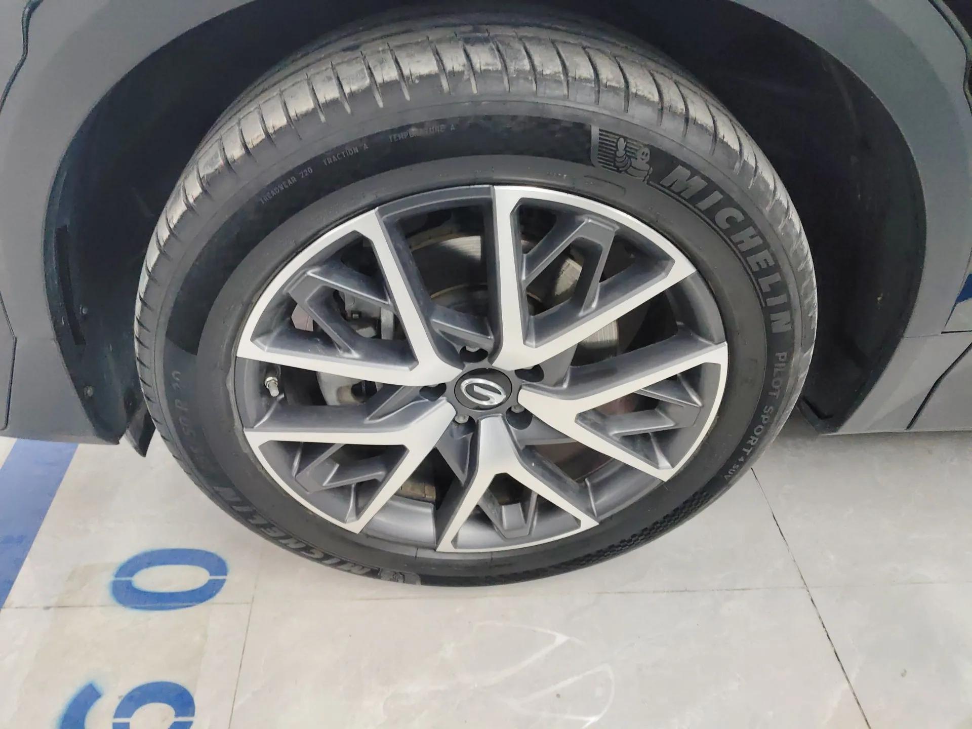 GAC Trumpchi GS8 2022 Flagship Series 2.0 TGDI Two-Wheel-Drive Prestige Edition (7 Seats) — миниатюра 9