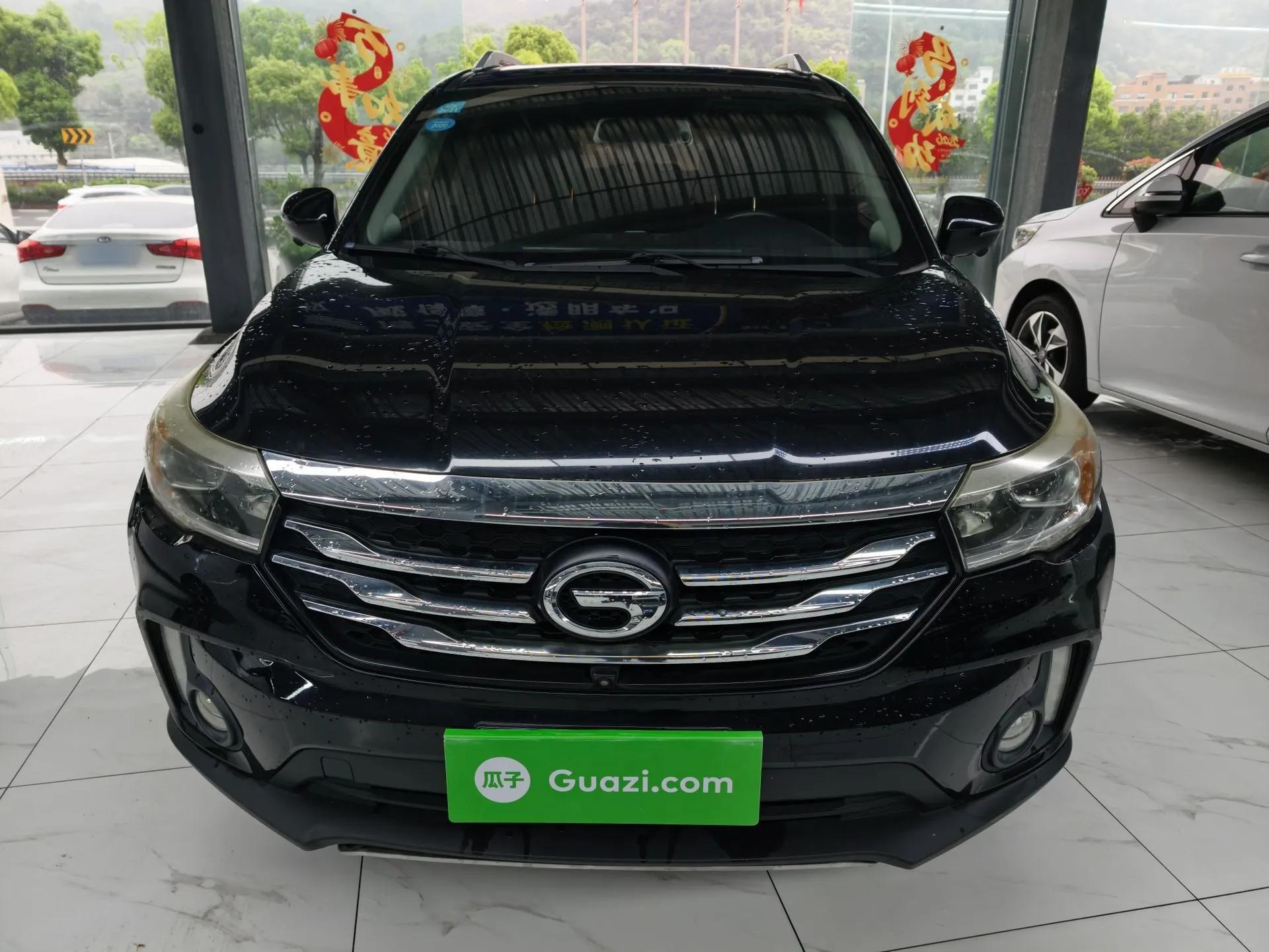 GAC Trumpchi GS4 2017 235T Automatic Two-Wheel Drive Luxury Smart Connectivity Version — миниатюра 3