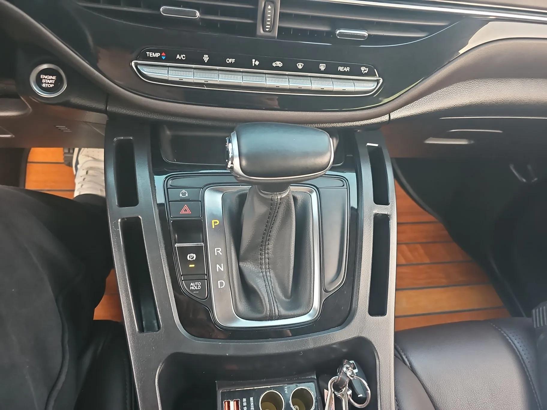 GAC Trumpchi M6 2019 270T DCT Luxury Edition (7-seater) China VI — миниатюра 16