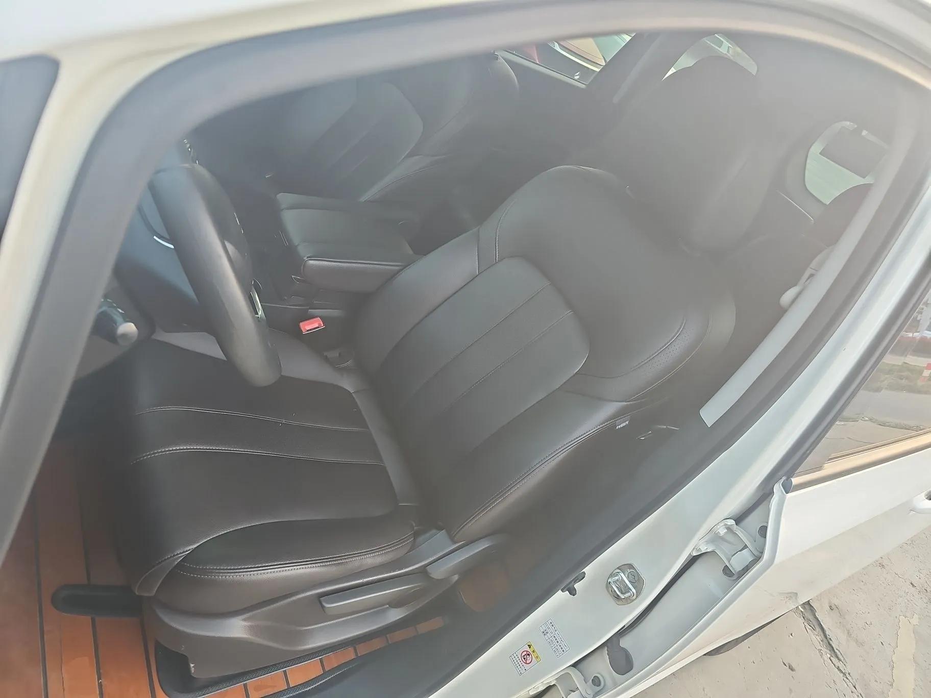 GAC Trumpchi M6 2019 270T DCT Luxury Edition (7-seater) China VI — миниатюра 17
