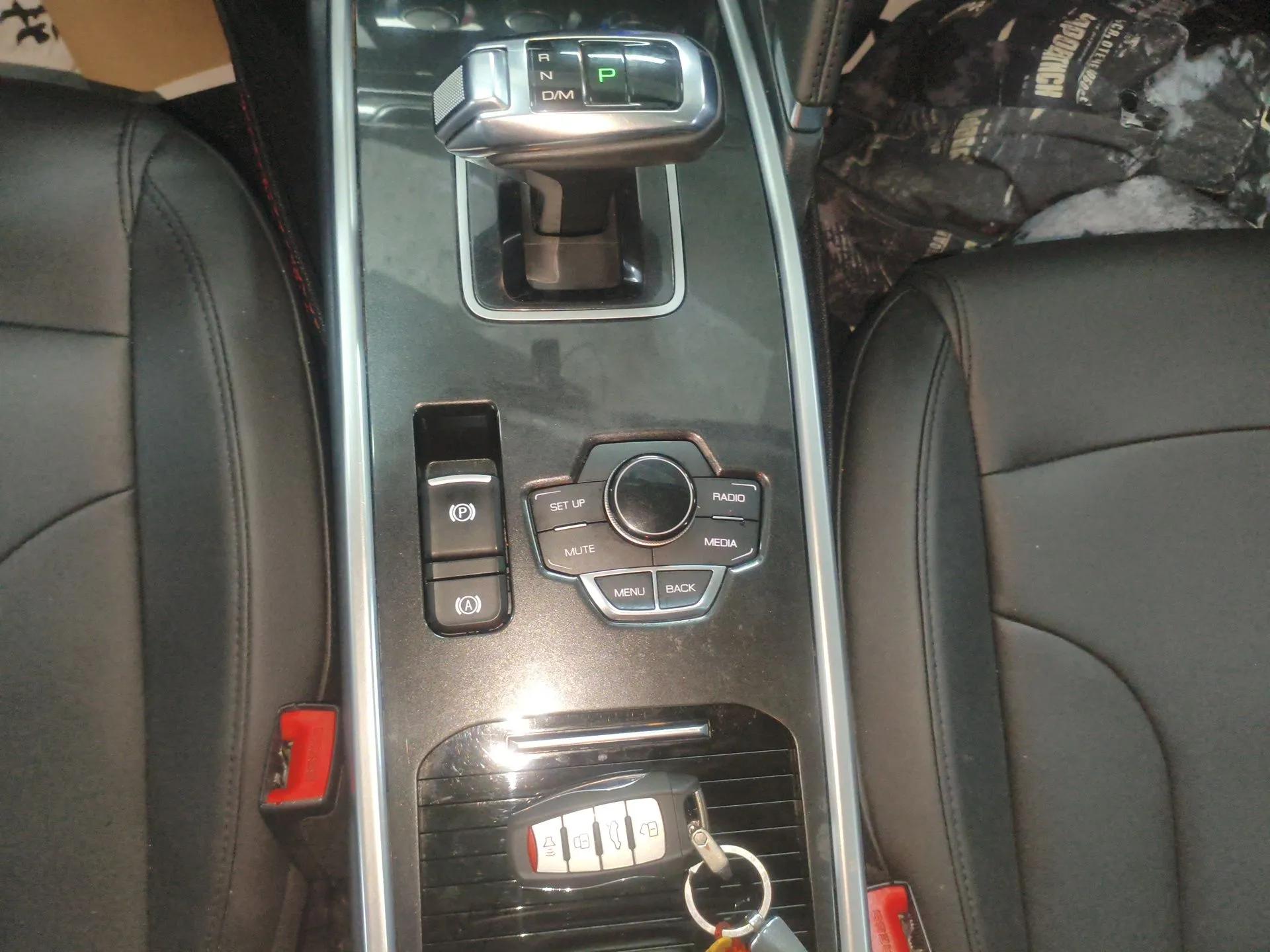 Haval H6 2018 Blue Label Sport Edition 1.5T Automatic Two-Wheel Drive Elite Model — миниатюра 16