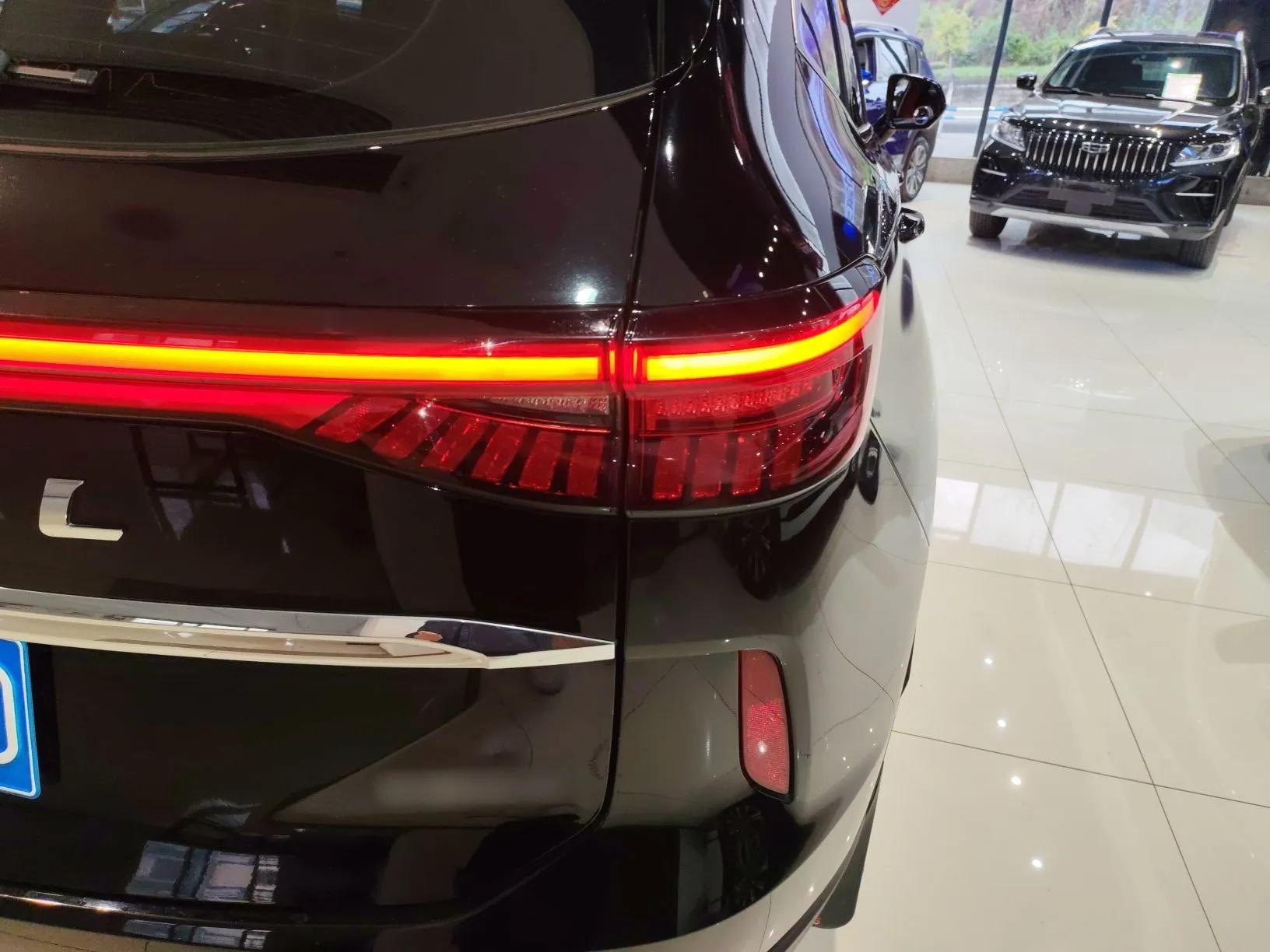 Haval H6 2022 3rd Generation 1.5T Automatic Two-Wheel Drive Max — миниатюра 7