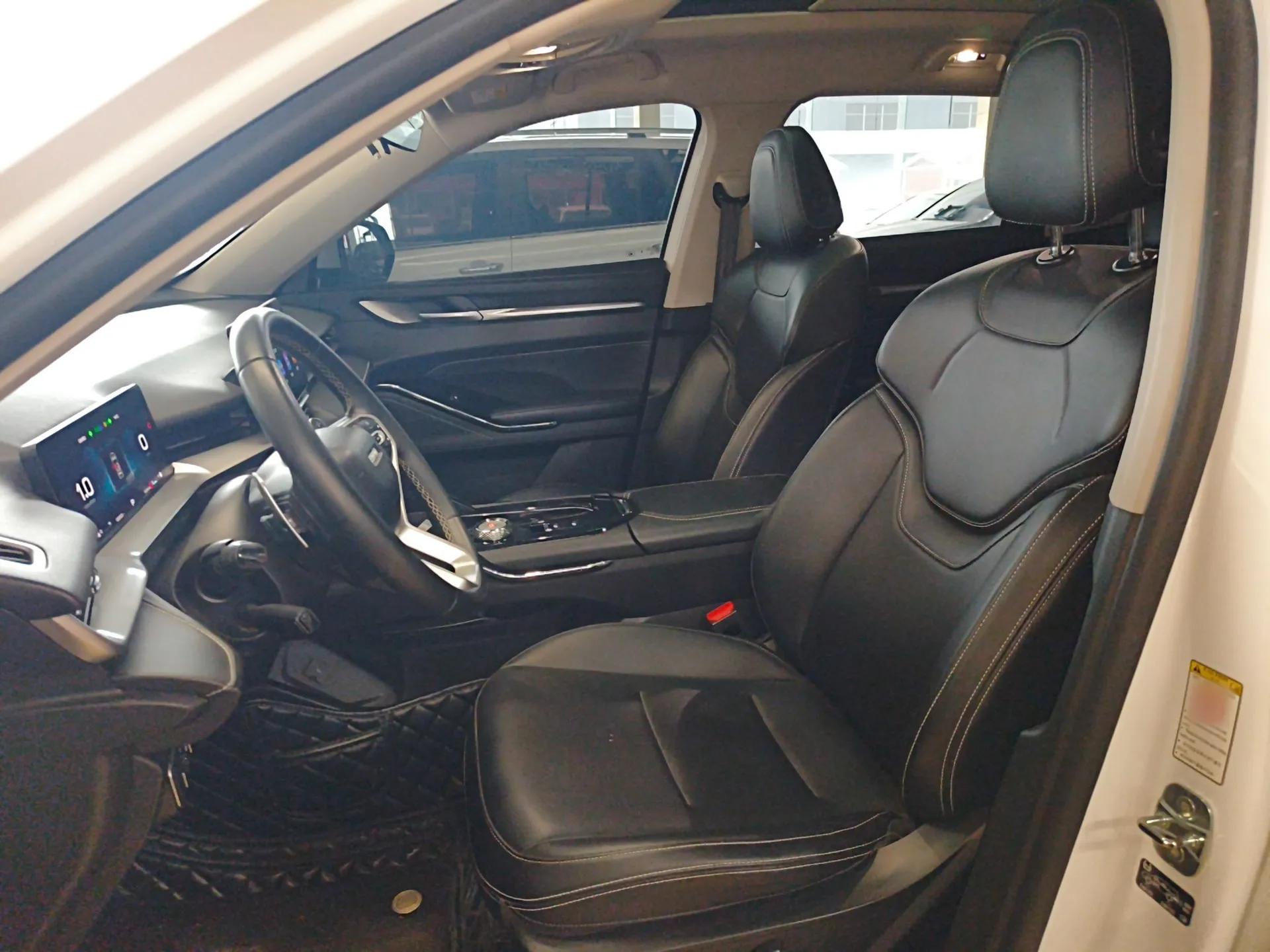 Haval H6 2022 3rd Generation 1.5T Automatic Two-Wheel Drive Pro — миниатюра 17