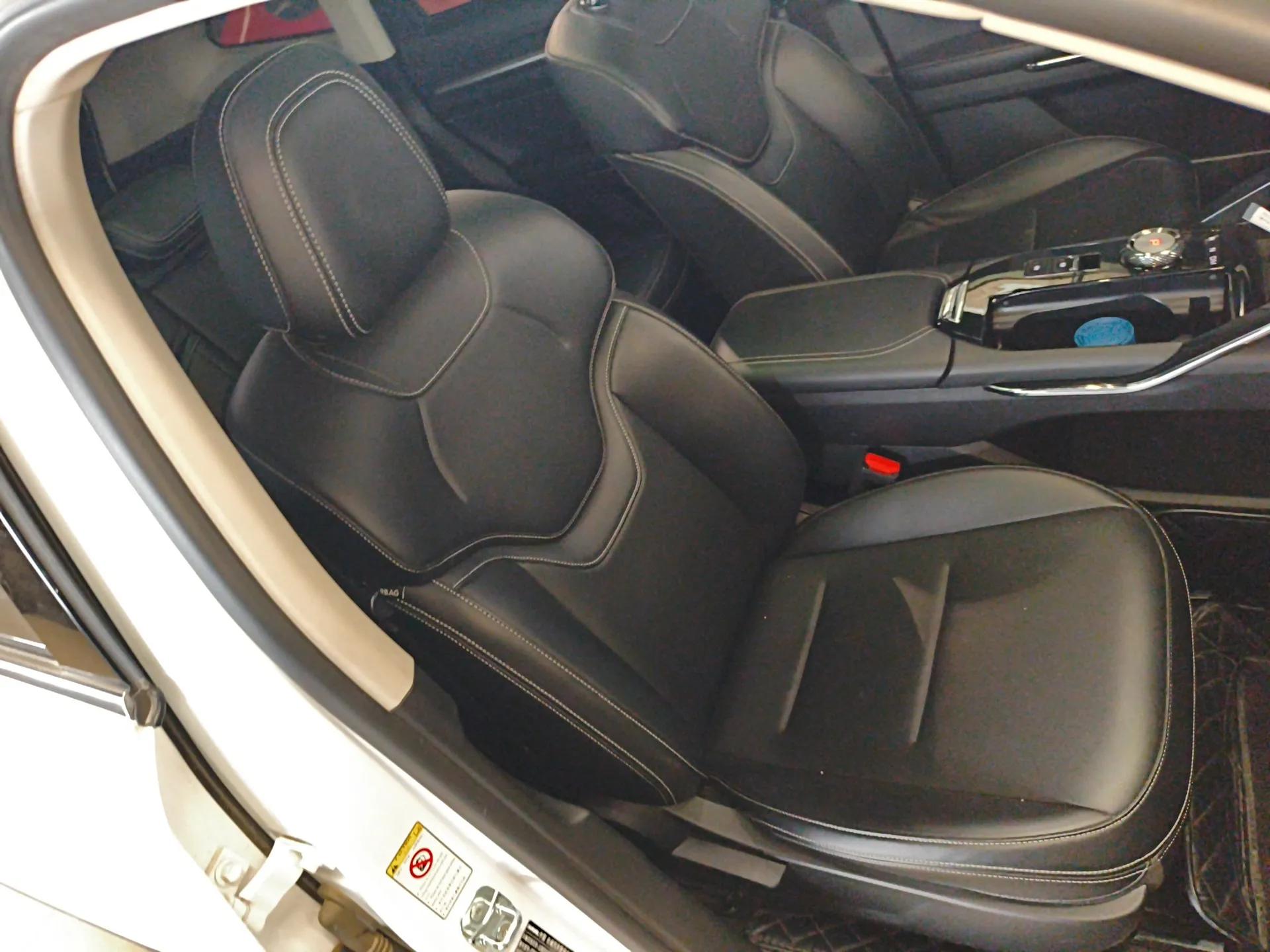 Haval H6 2022 3rd Generation 1.5T Automatic Two-Wheel Drive Pro — миниатюра 23