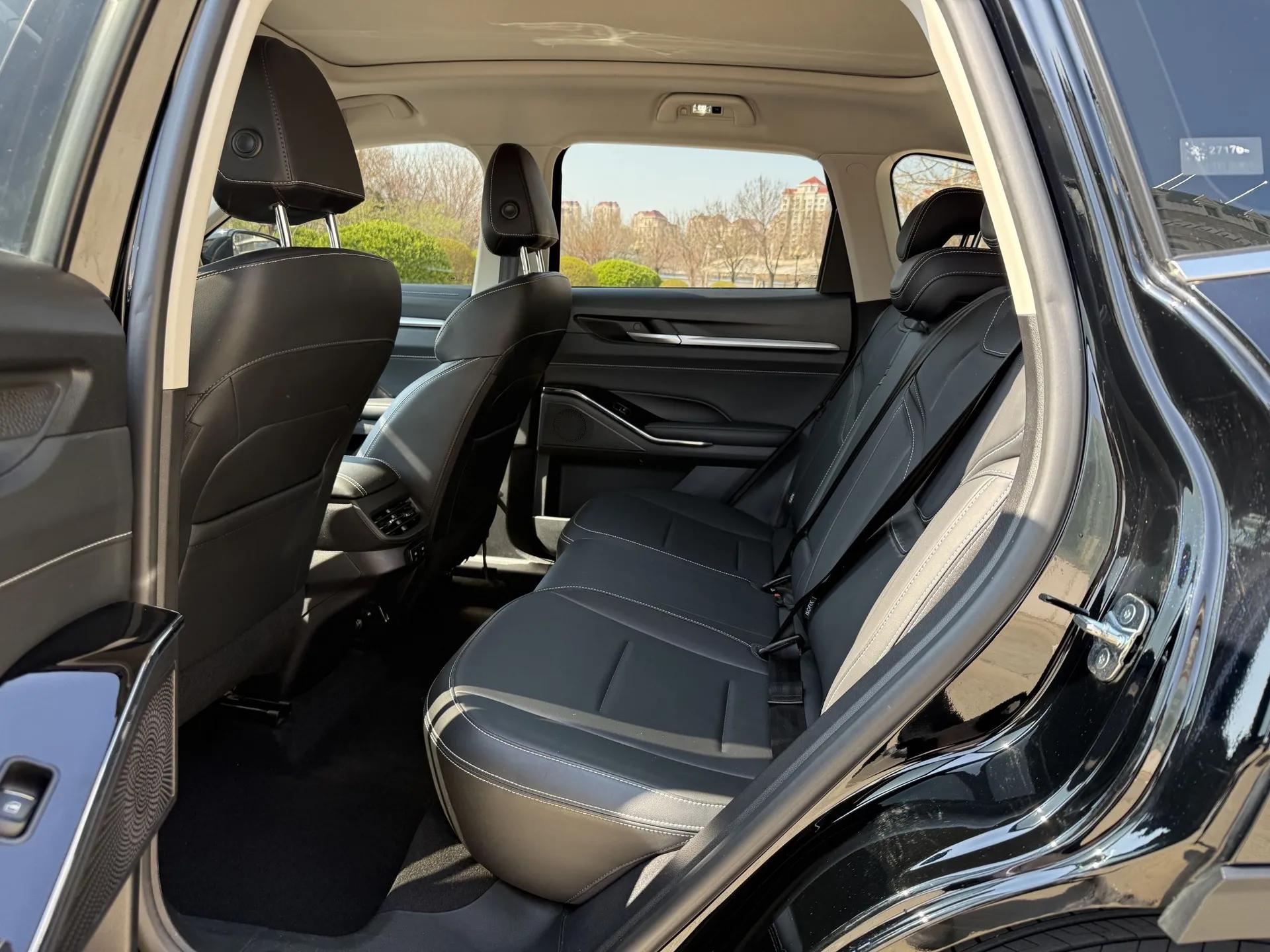 Haval H6 2022 3rd Generation 1.5T Automatic Two-Wheel Drive Pro — миниатюра 19