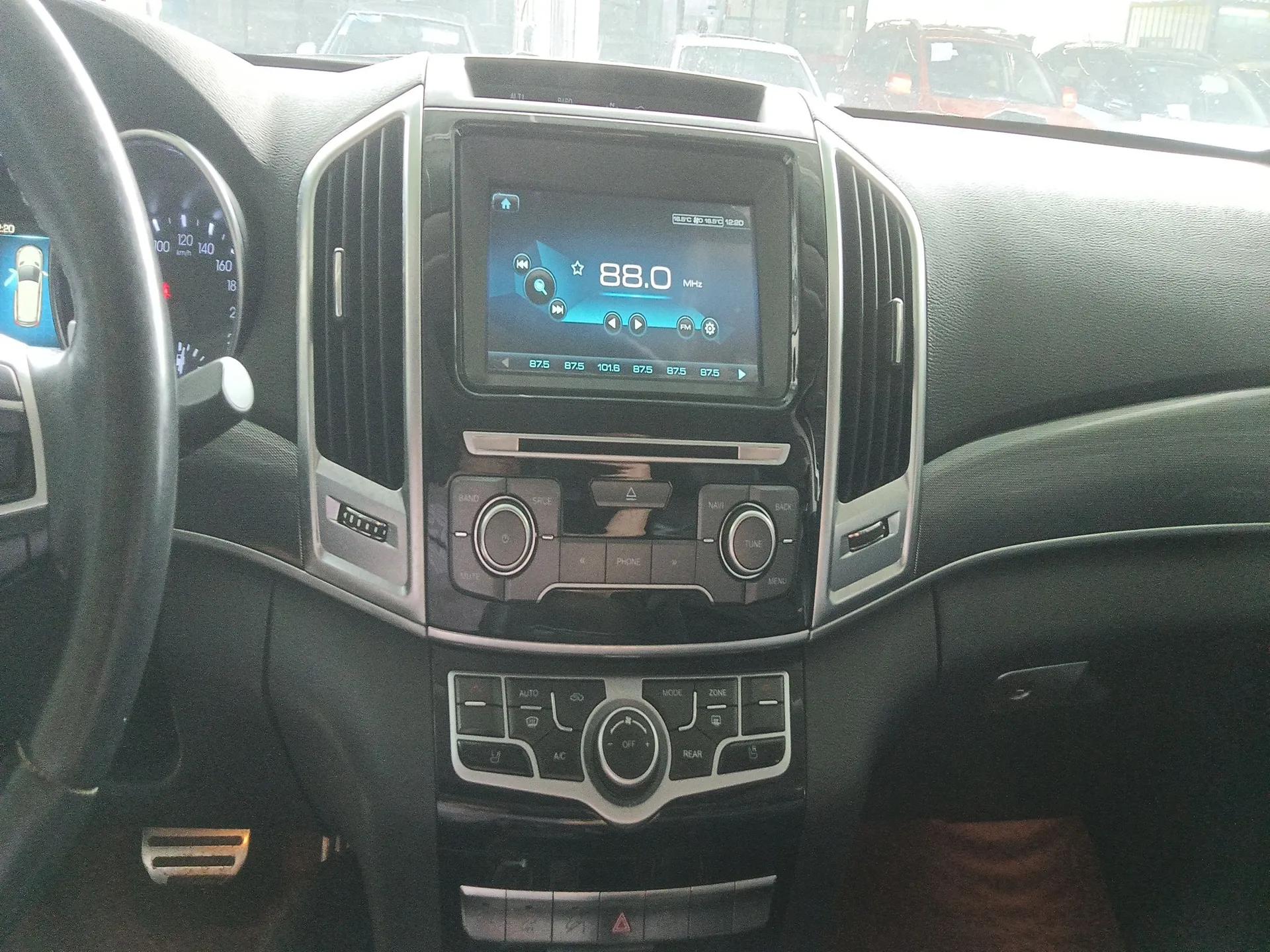 Haval H9 2016 2.0T Four-Wheel Drive Luxury 7-Seater — миниатюра 15