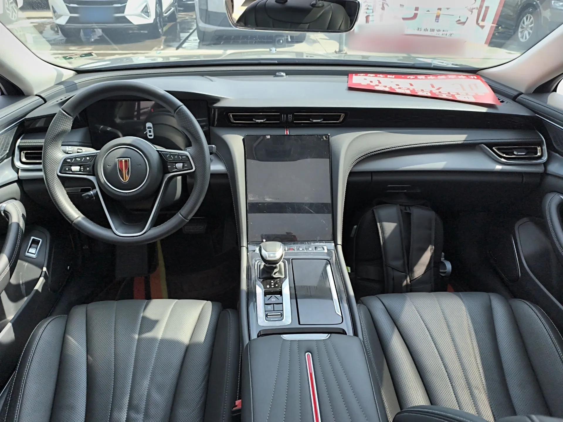 Hongqi H5 2024 2.0T Automatic Smart Connect Flagship Edition — миниатюра 13
