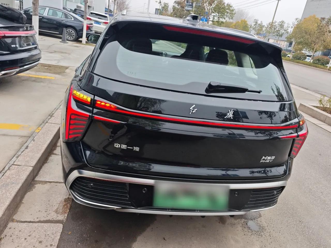 Hongqi HS3 PHEV 2024 PHEV 115km Jingwei Edition — миниатюра 3