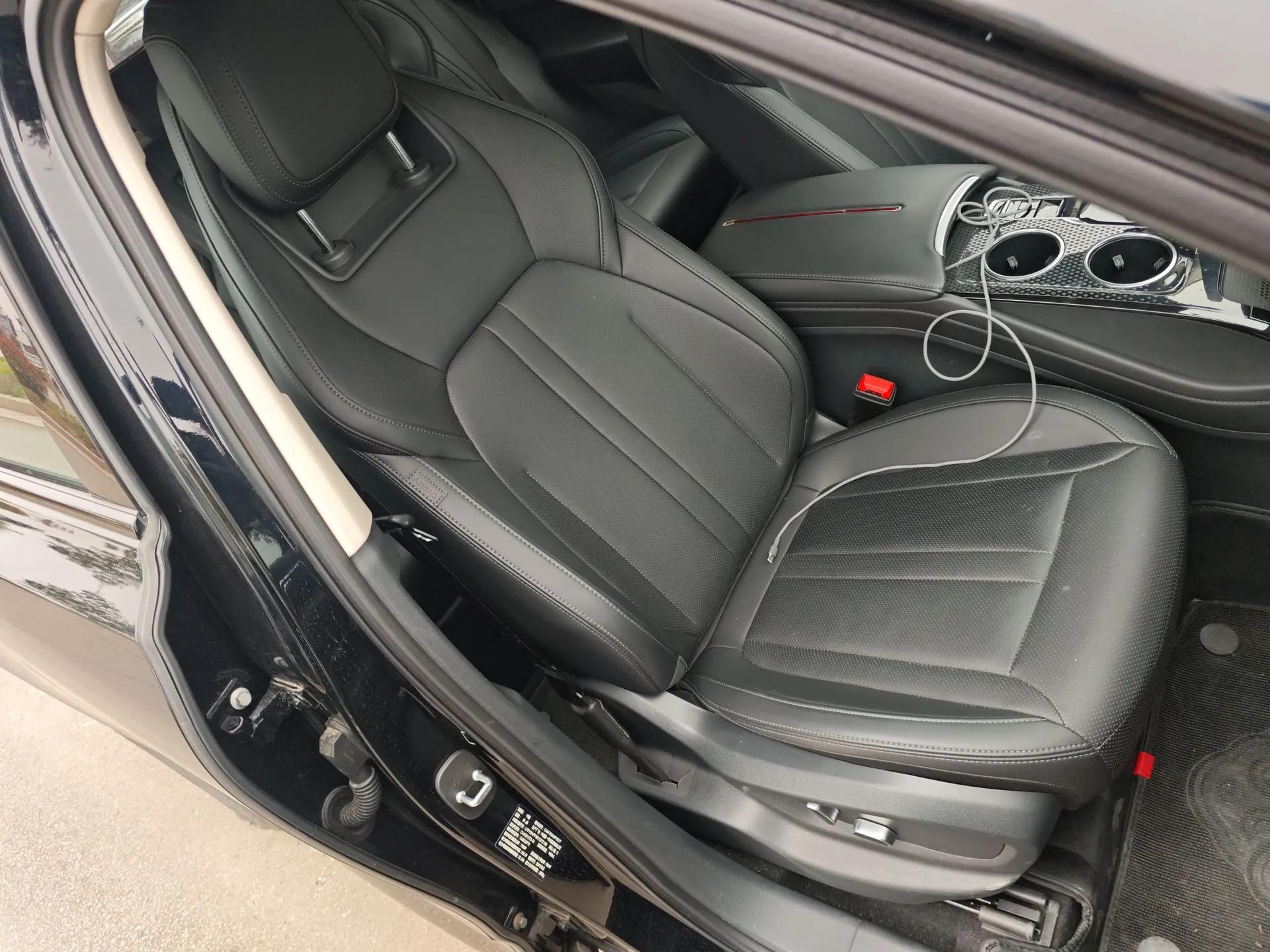 Hongqi HS3 PHEV 2024 PHEV 115km Jingwei Edition — миниатюра 23