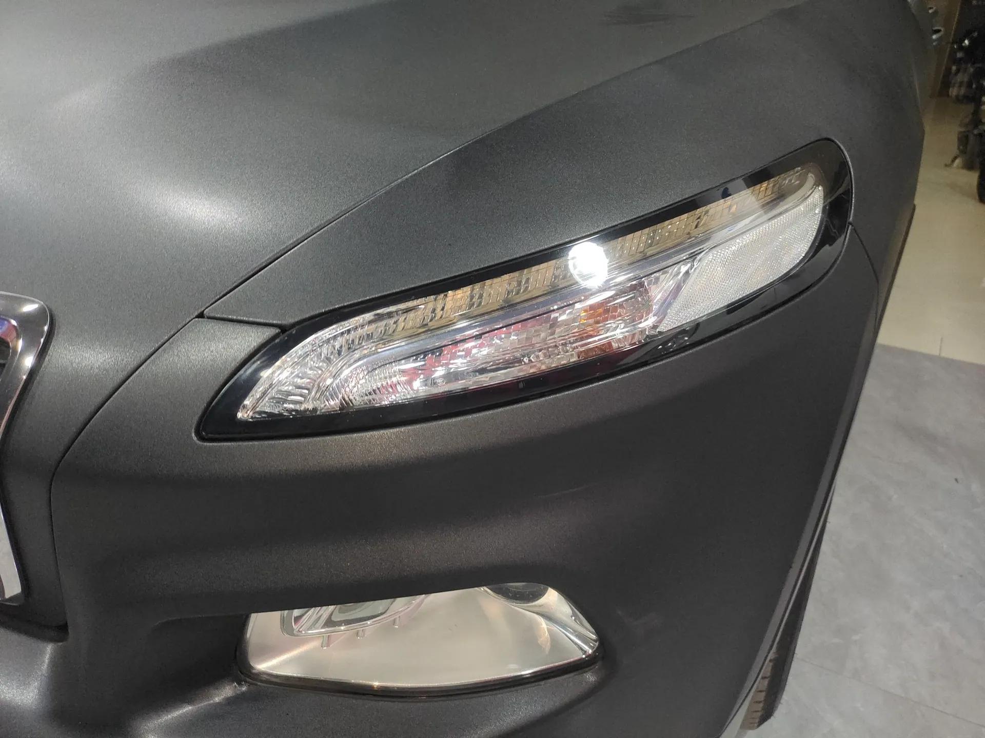 Jeep Cherokee 2016 2.4L Leading Edition — миниатюра 2