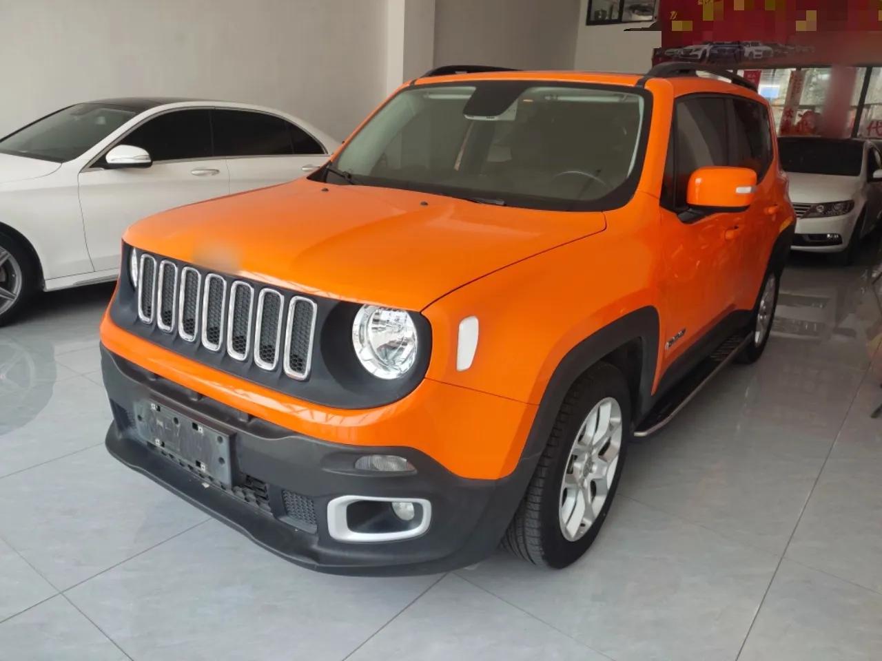 Jeep Renegade 2018 Connected Large Screen Version 180T Automatic Jingneng Version — миниатюра 1