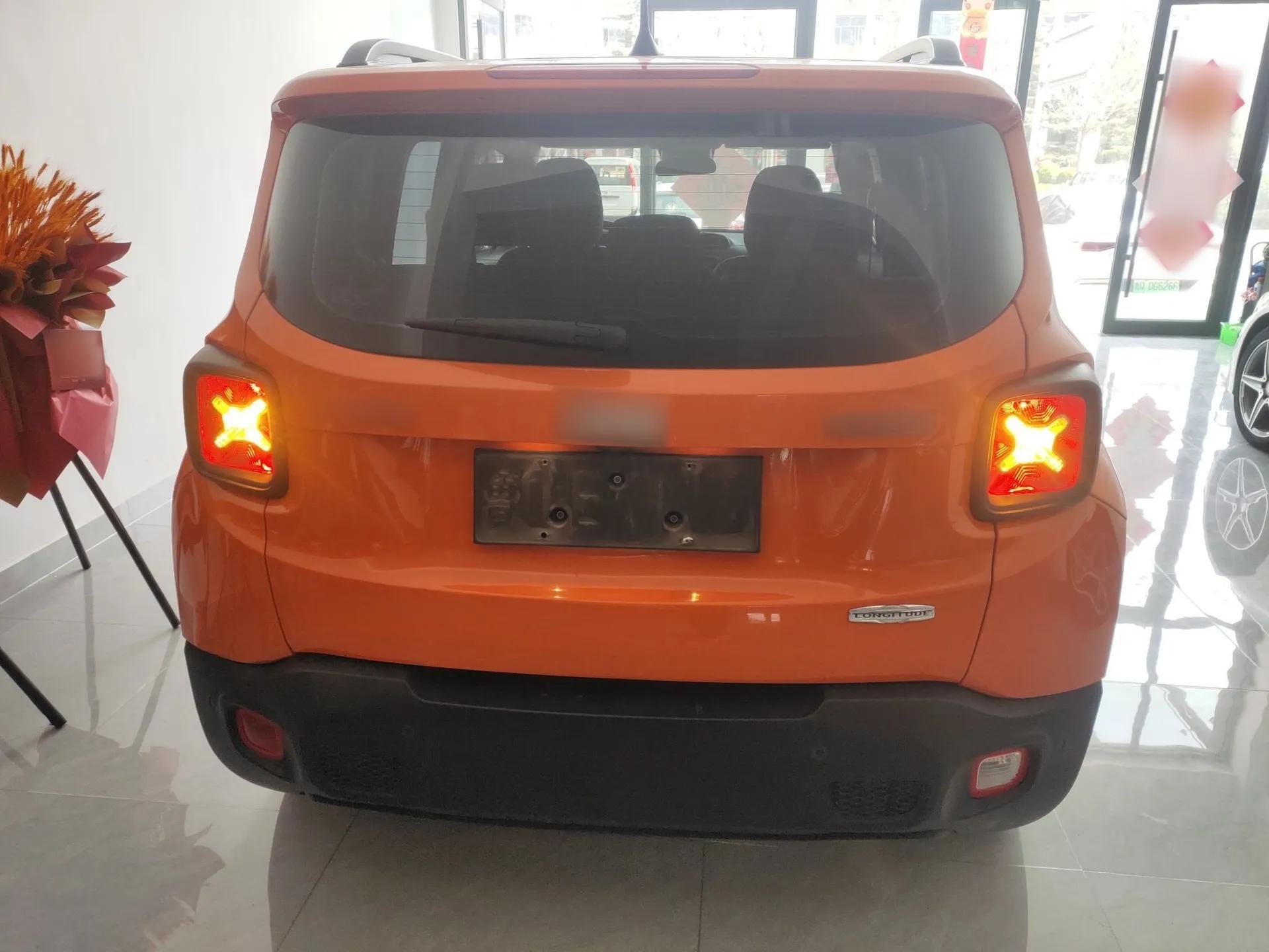 Jeep Renegade 2018 Connected Large Screen Version 180T Automatic Jingneng Version — миниатюра 5