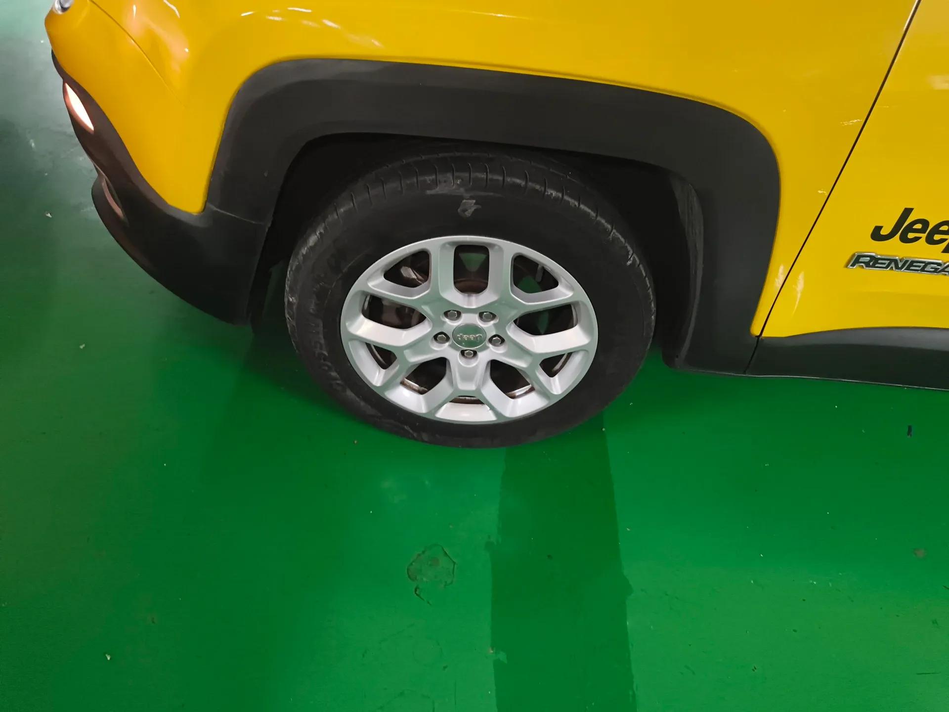 Jeep Renegade 2017 180T Automatic Jingneng Edition — миниатюра 3