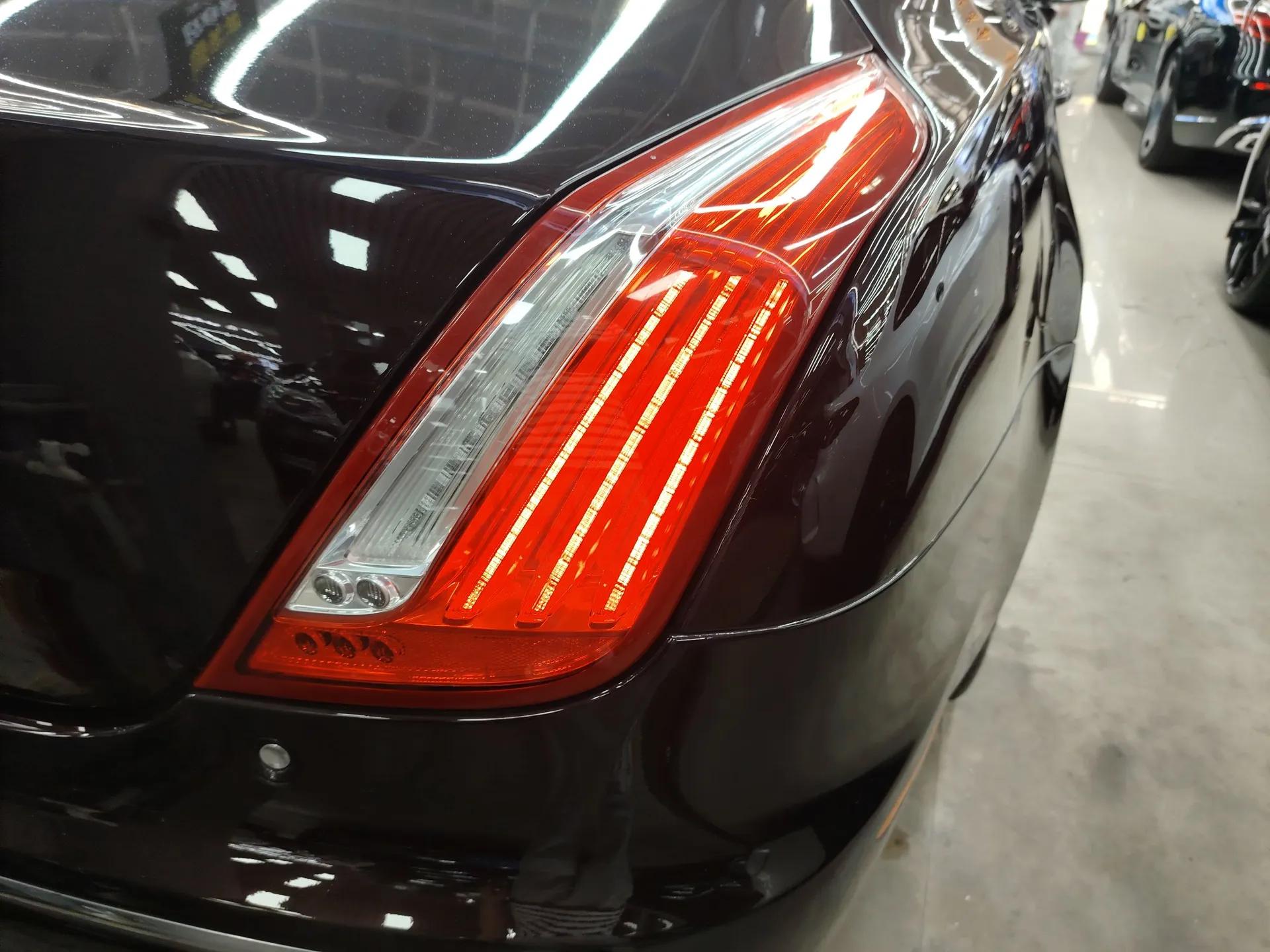 Jaguar XJ 2014 XJL 2.0T Two-Wheel-Drive Elegant Business Edition — миниатюра 8
