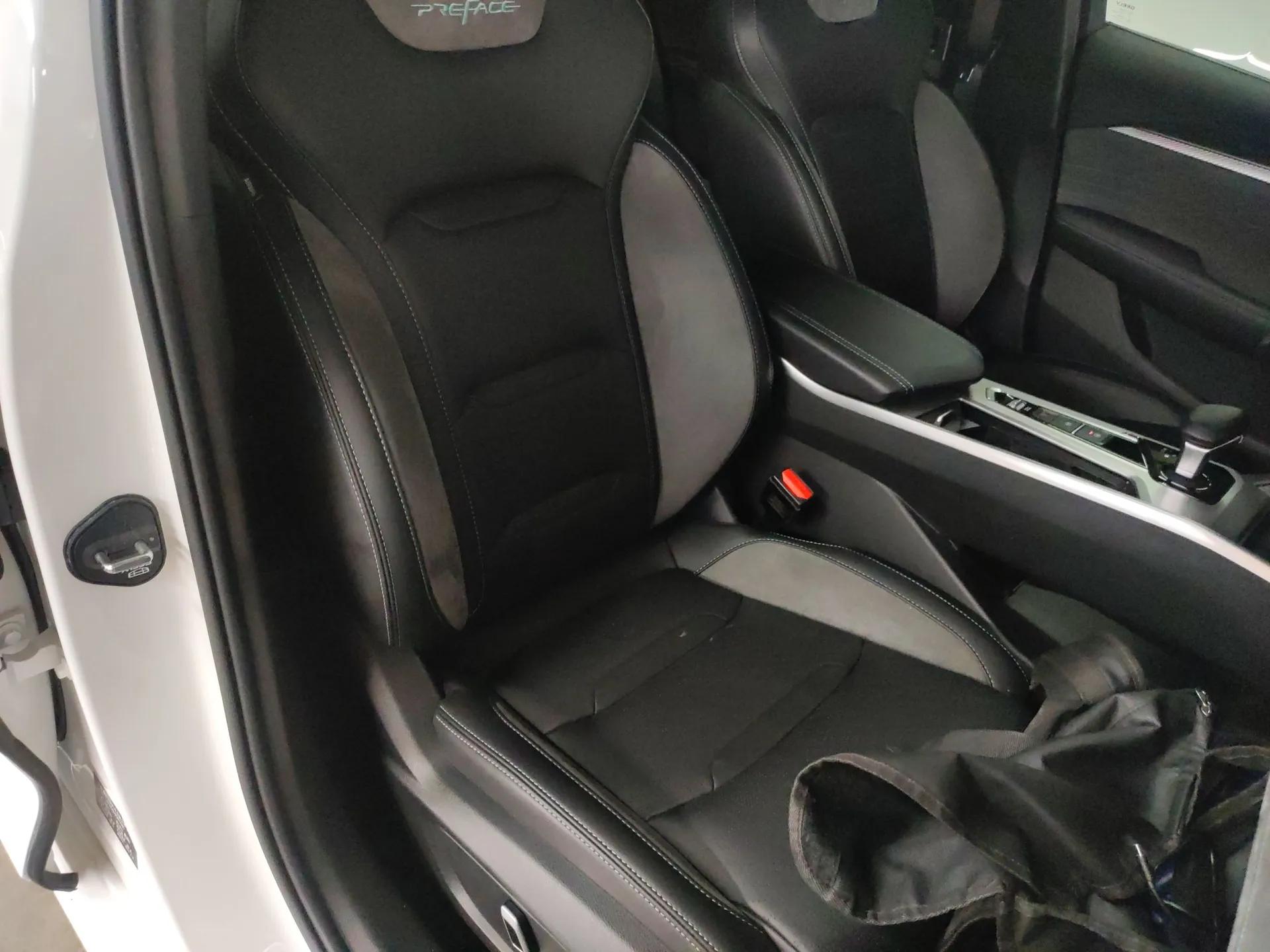 Geely Auto Preface 2023 2.0TD "Only This Verdant Green" Edition — миниатюра 23