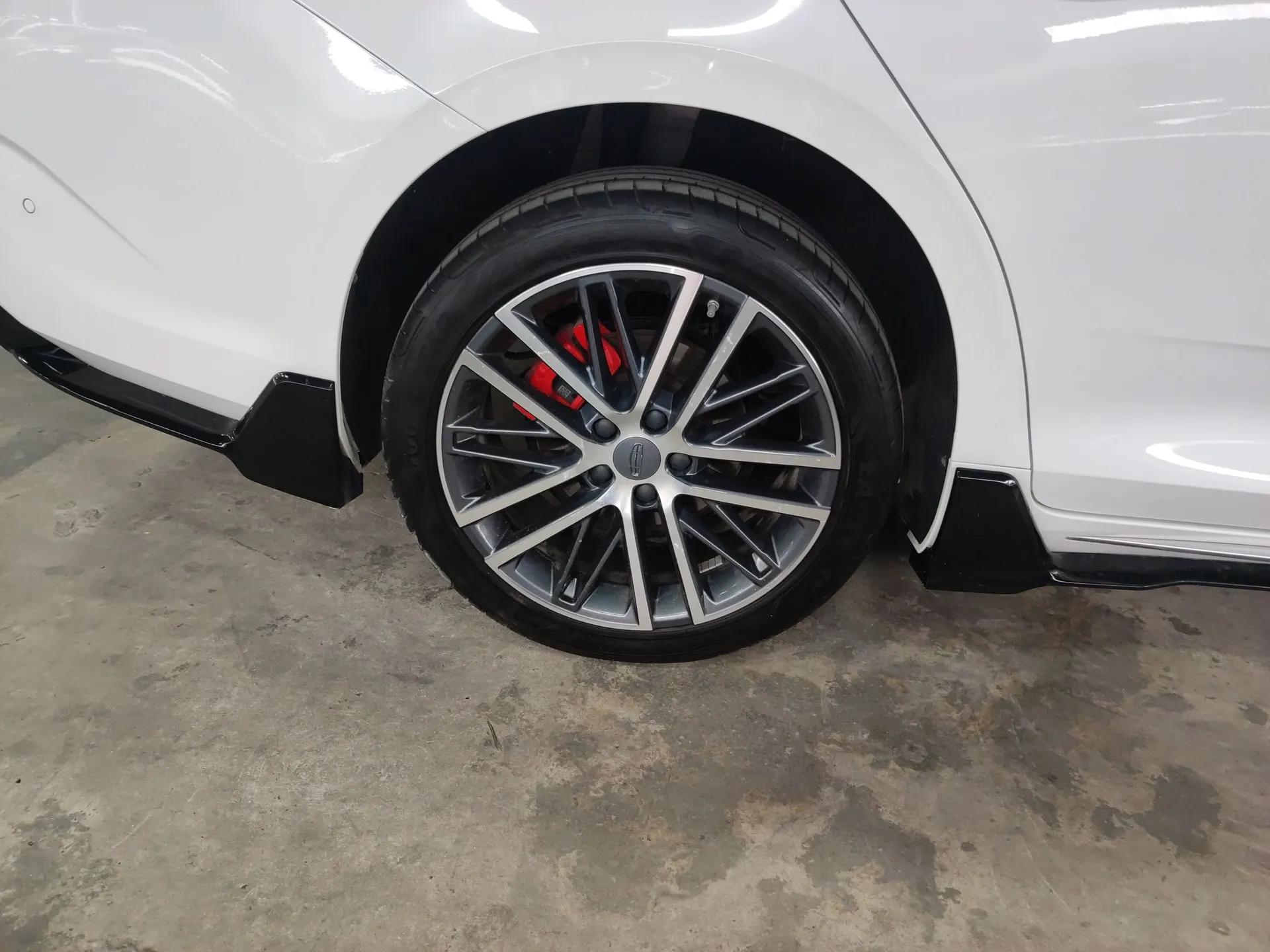 Geely Auto Preface 2023 2.0TD "Only This Verdant Green" Edition — миниатюра 10