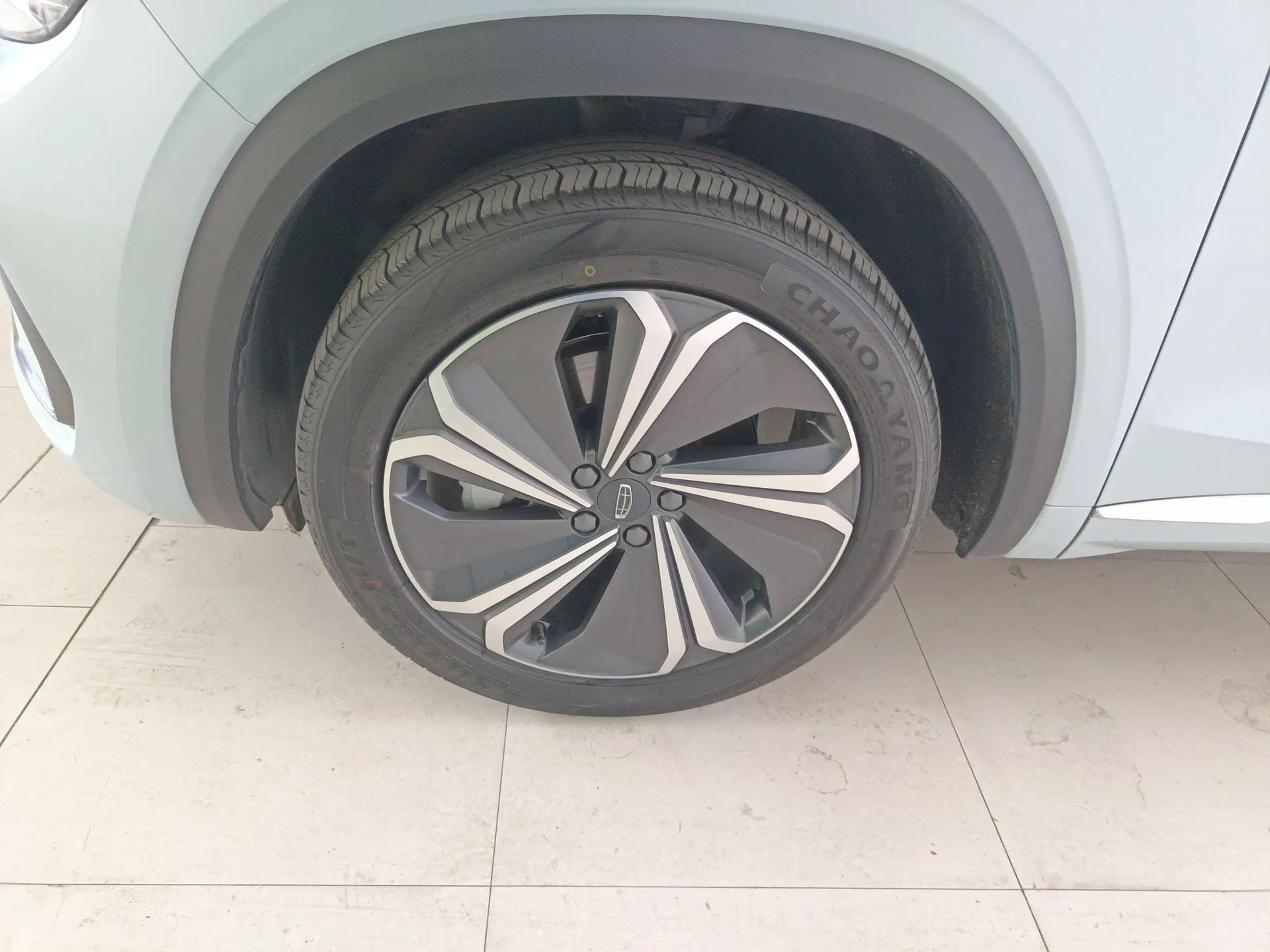 Geely Auto Monjaro L 2022 1.5T Leishen Hi·F Plug-in Hybrid Super Xun — миниатюра 9