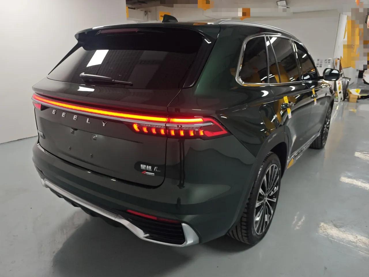 Geely Auto Monjaro L 2025 Dongfang Yao 2.0TD Automatic All-Wheel-Drive Wangyue Edition — миниатюра 4