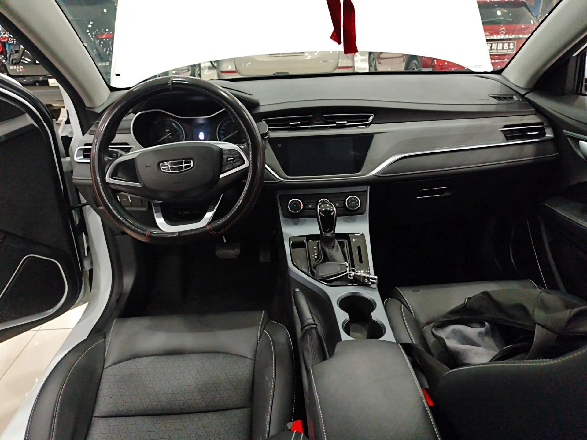 Geely Auto Emgrand 2021 UP 1.5L CVT Comfort Model — миниатюра 13