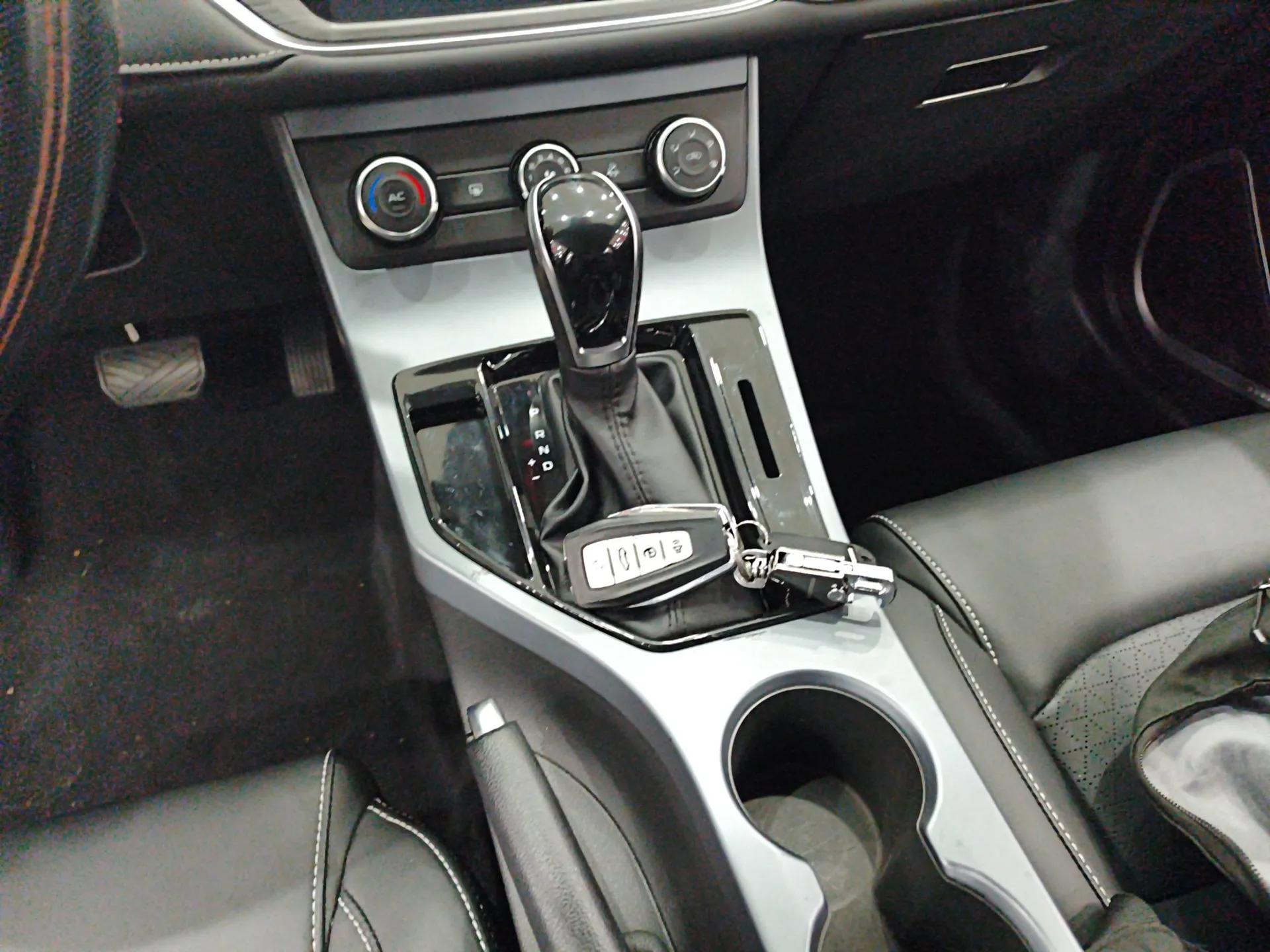 Geely Auto Emgrand 2021 UP 1.5L CVT Comfort Model — миниатюра 17