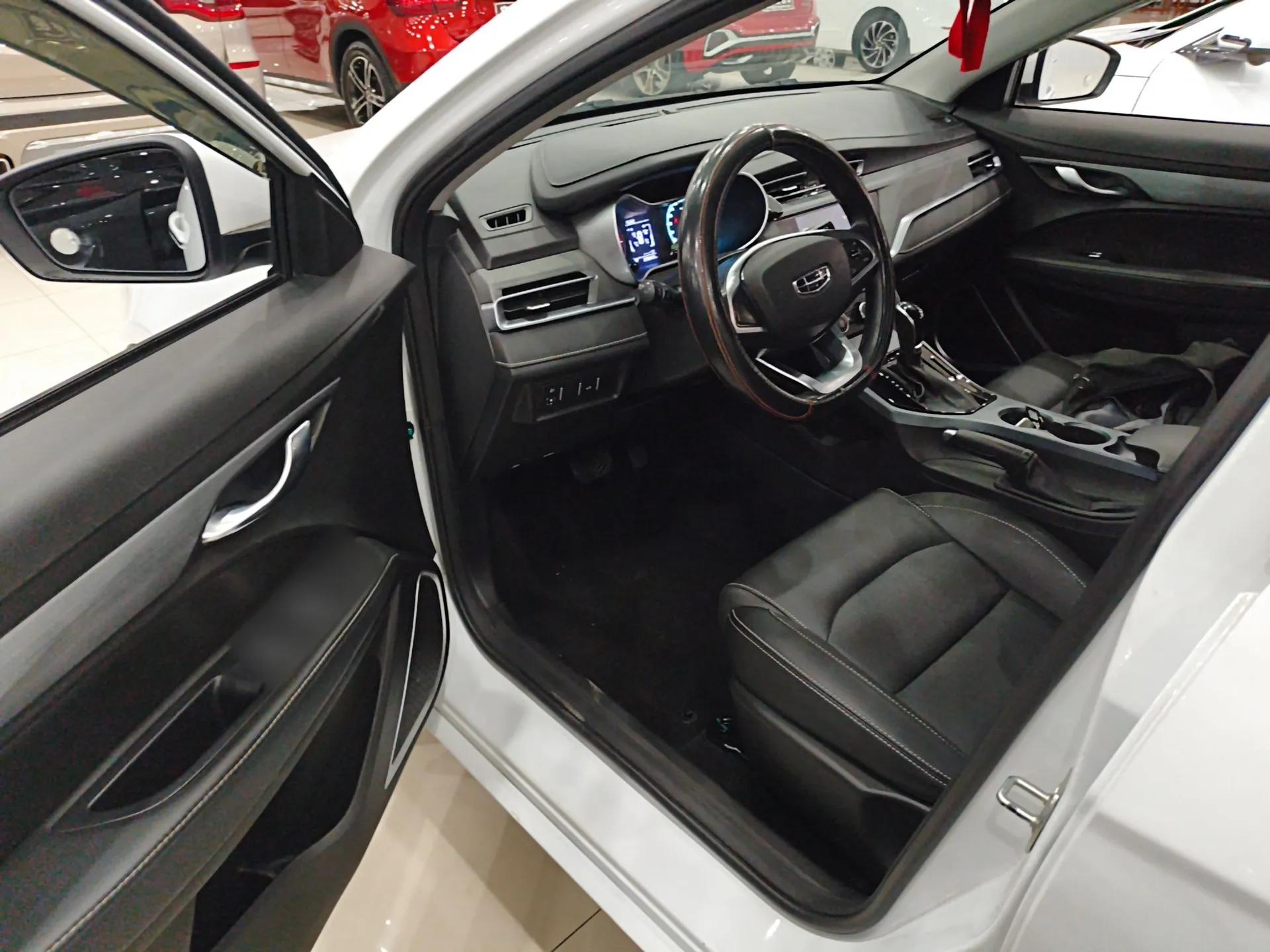 Geely Auto Emgrand 2021 UP 1.5L CVT Comfort Model — миниатюра 19